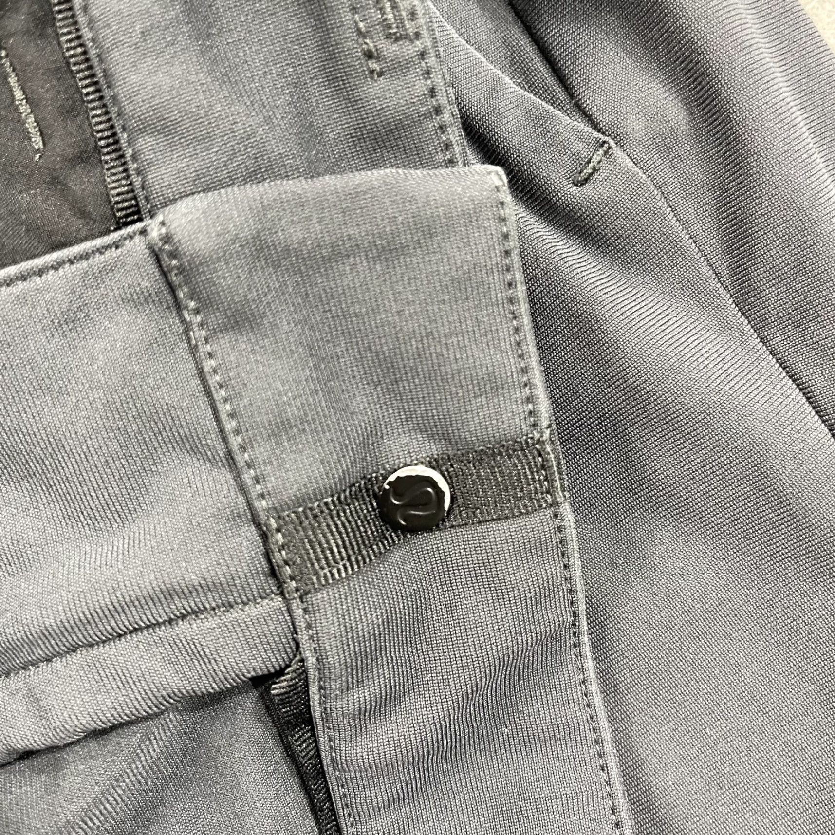 Lululemon Lululemon Pants Mens 32x31 Gray Commission Slim Fit Warpstreme Solid Chino Resort City Casual Stretch 5-Pocket Mens B Size US 32 / EU 48 - 4 Thumbnail