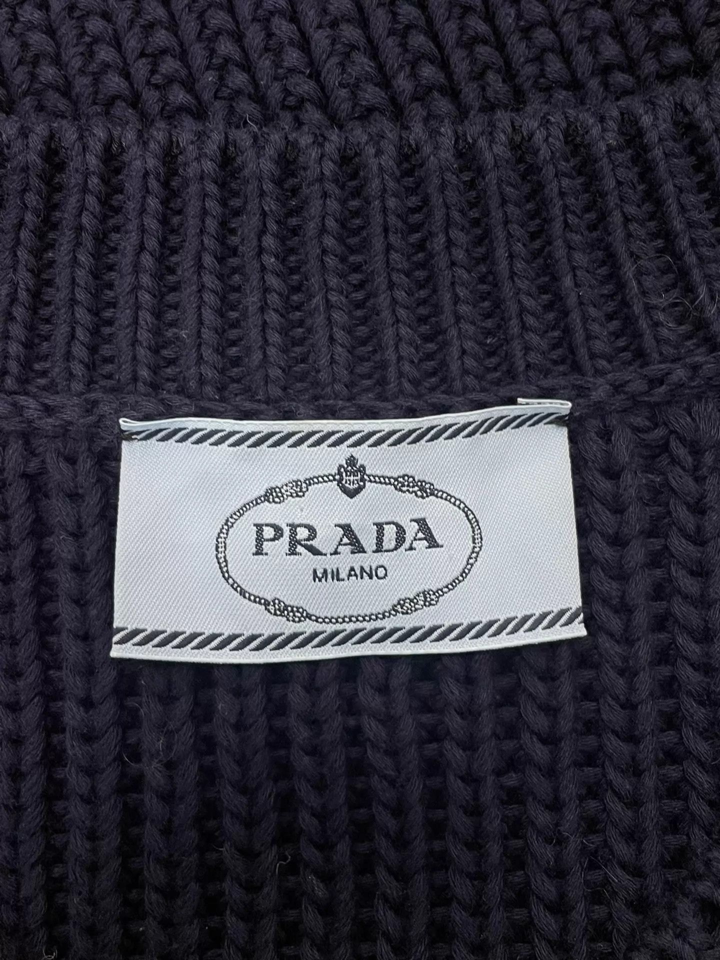 Prada Prada Navy Blue Logo Knit Sweater Size 42 Size M / US 6-8 / IT 42-44 - 4 Thumbnail