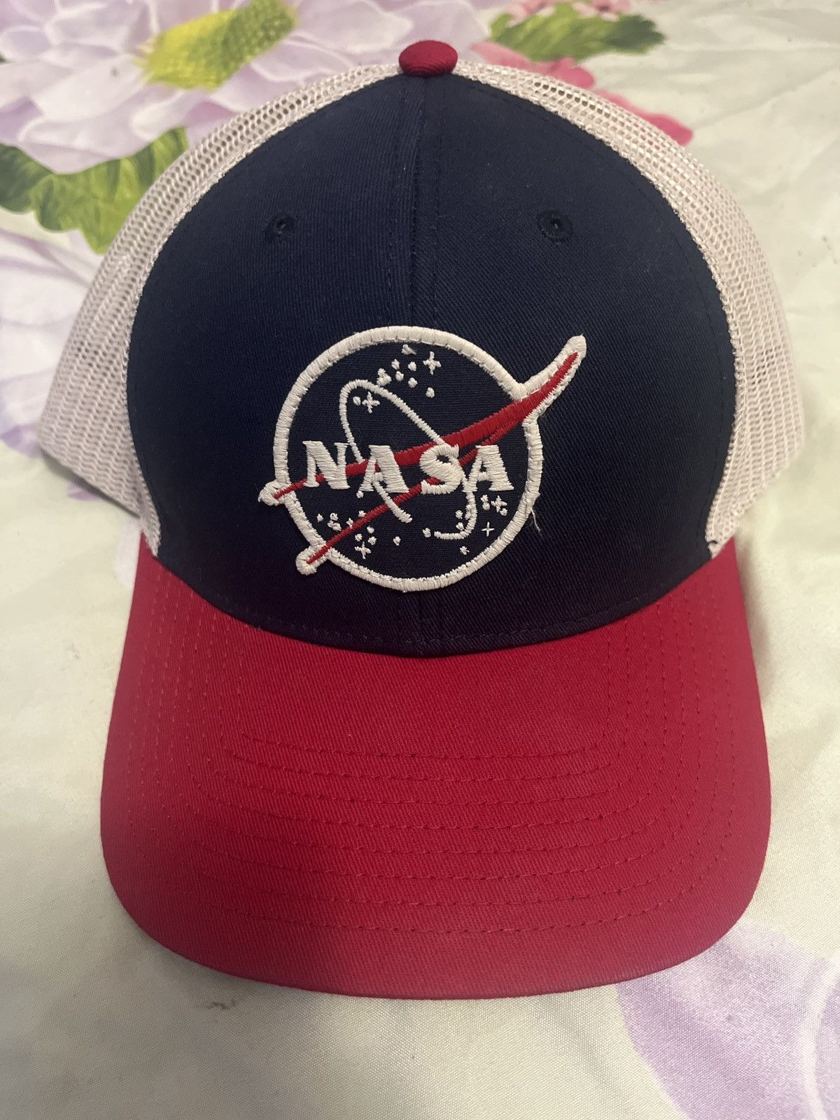 Other Nasa Trucker Hat Size ONE SIZE - 1 Thumbnail