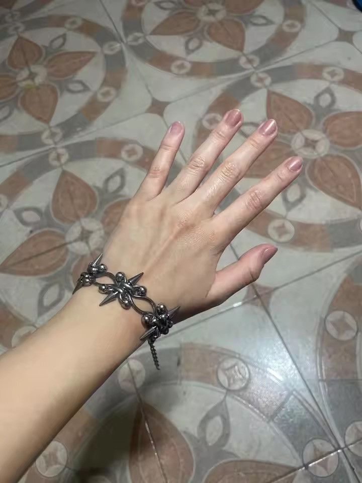 Japanese Brand Punk Rock Piercing Spike Double Layer Chain Bracelet Size ONE SIZE - 5 Thumbnail