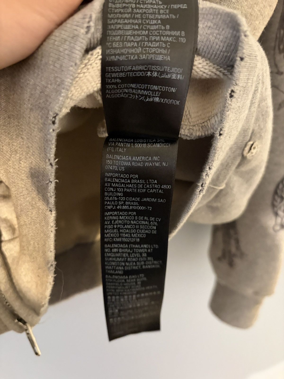 Balenciaga Balenciaga Tattoo Zip Up Size US M / EU 48-50 / 2 - 5 Thumbnail