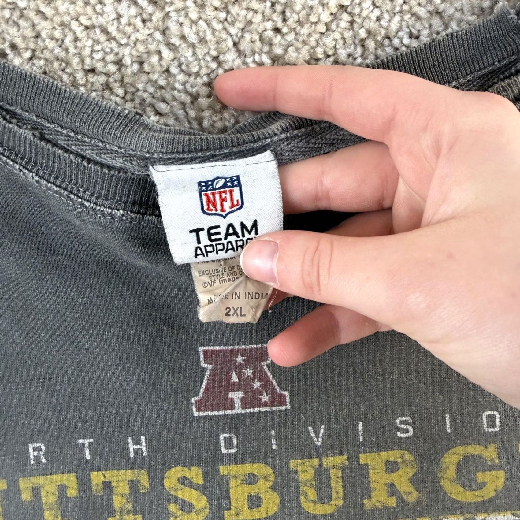 NFL Pittsburgh Steelers Shirt Mens 2XL Gray NFL Team Apparel Distressed Size US XXL / EU 58 / 5 - 2 Thumbnail