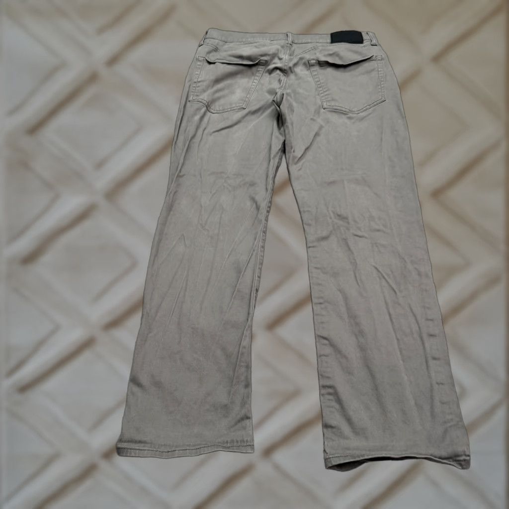 Lucky Brand Lucky Brand Pants Men 33x30 Gray Flat Front Cotton Chino Straight Leg Casual 223 Regular Waist 33 Size US 33 - 1 Thumbnail