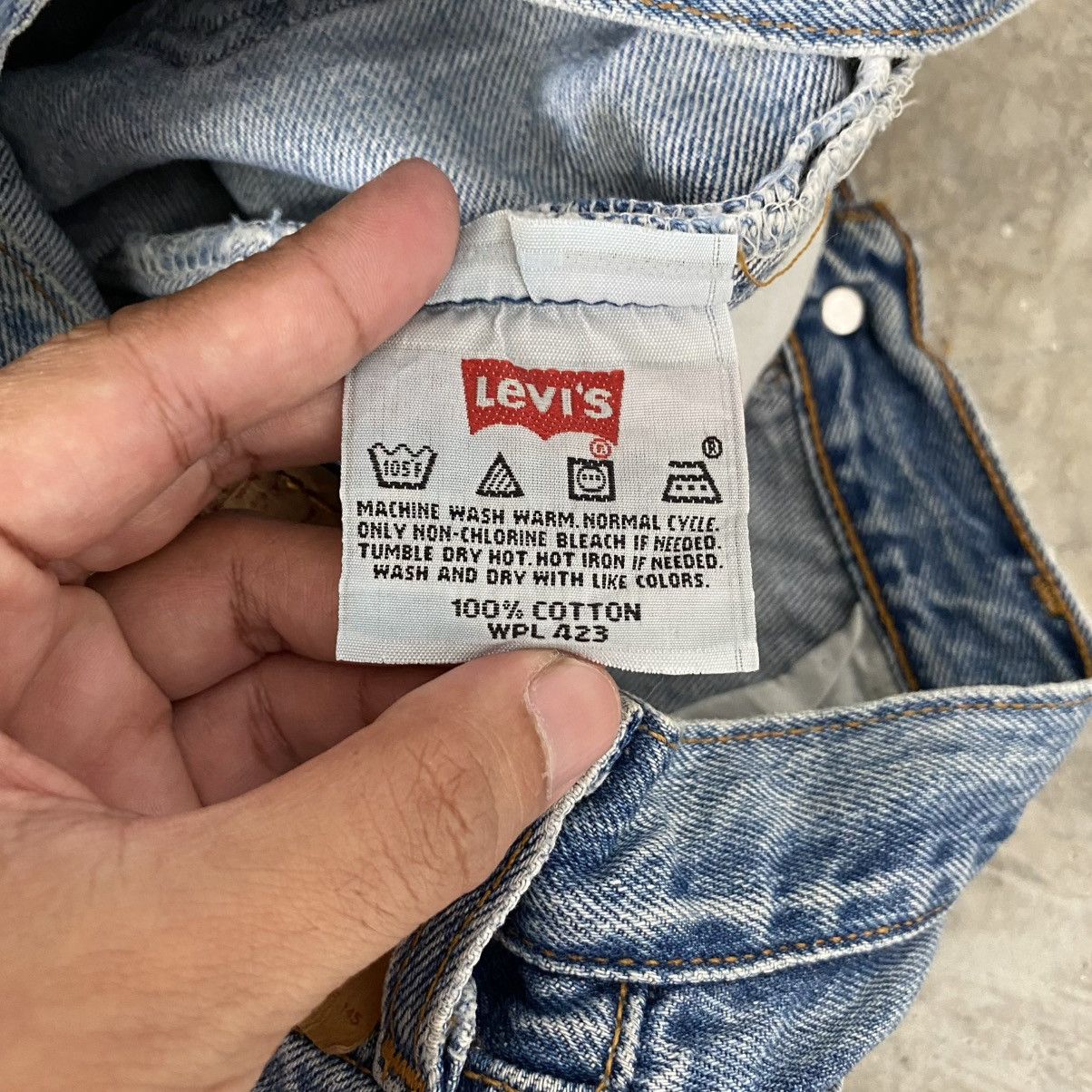 Levi's Size 32x29.5 Vintage Early 2000 Levis 501 Washed Blue Jeans Size US 32 / EU 48 - 15 Thumbnail