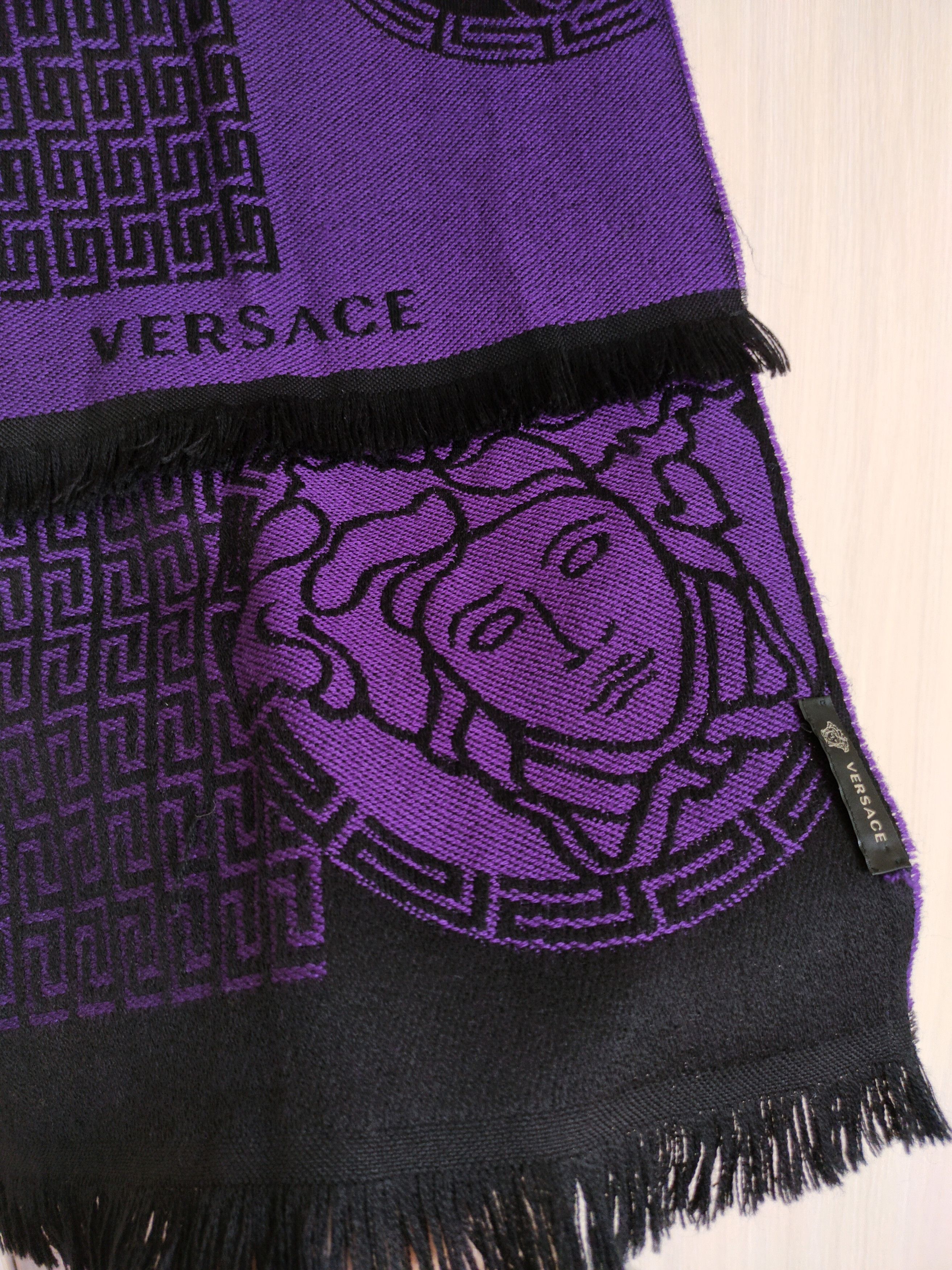 Versace Versace Medusa Embroidered Vintage Scarf Versace Shawl Size ONE SIZE - 1 Thumbnail