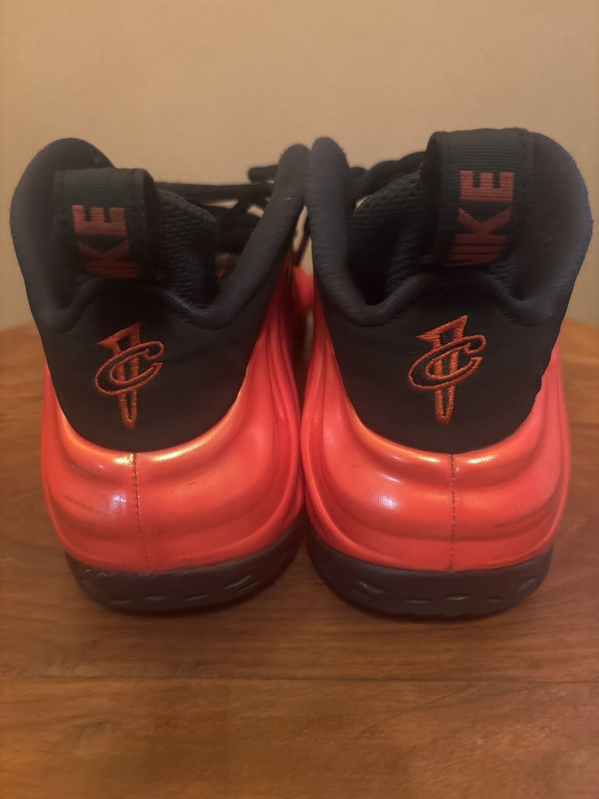Nike Nike foamposite Size US 11.5 / EU 44-45 - 4 Thumbnail