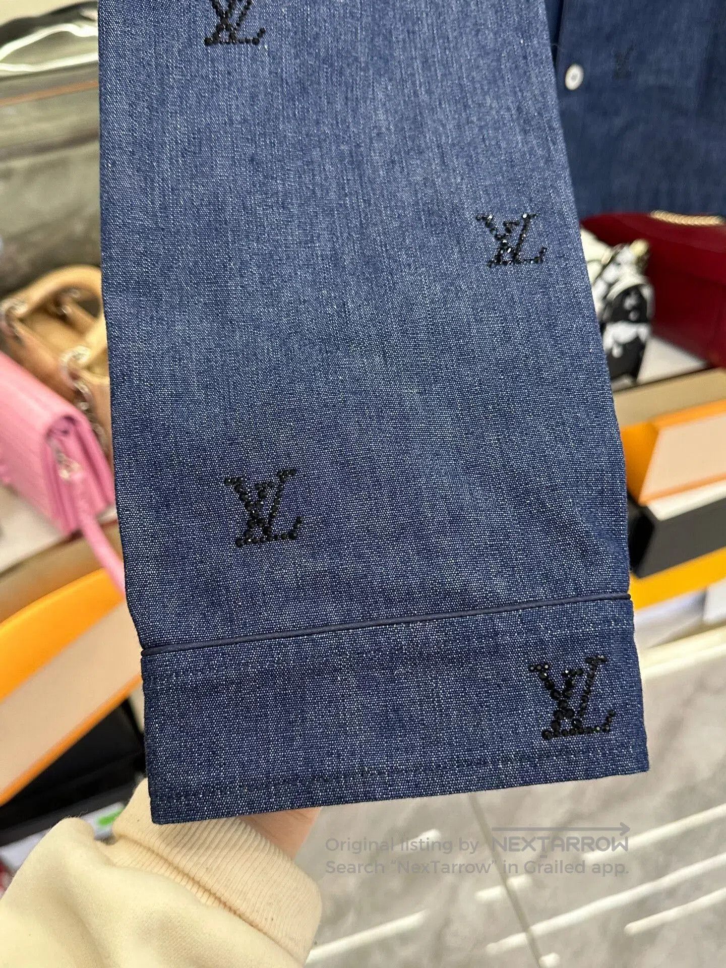 Louis Vuitton louis vuitton denim shirt with logo embellishments. Size US M / EU 48-50 / 2 - 5 Thumbnail