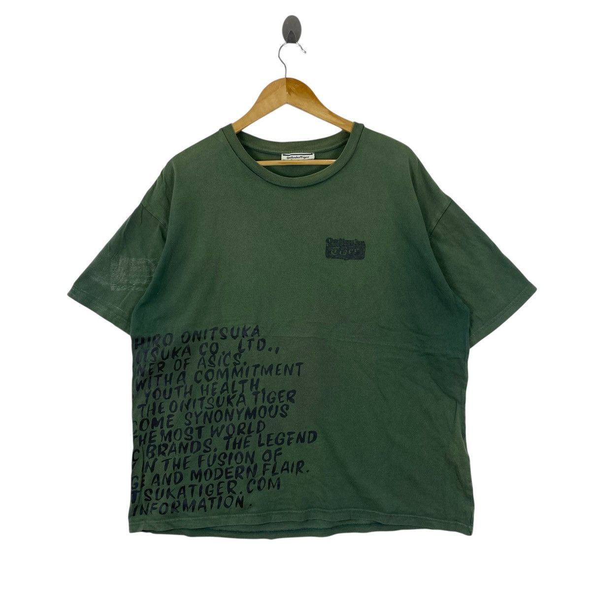 Onitsuka Tiger Onitsuka Tiger Green Graphic Tee Shirt Size L Distressed Size US L / EU 52-54 / 3 - 1 Thumbnail