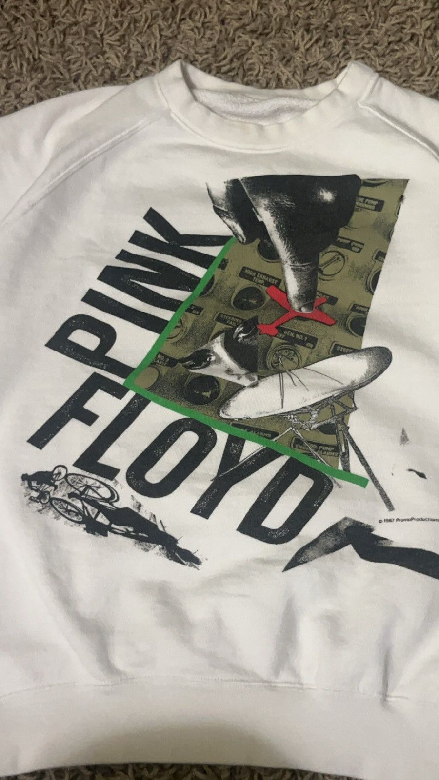 Pink Floyd × Vintage 1987 Pink Floyd Japan world tour sweater Size US S / EU 44-46 / 1 - 3 Thumbnail