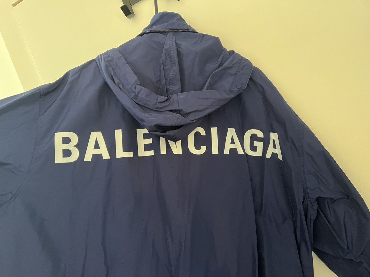 Balenciaga Balenciaga Navy Wind Breaker Size US M / EU 48-50 / 2 - 8 Thumbnail