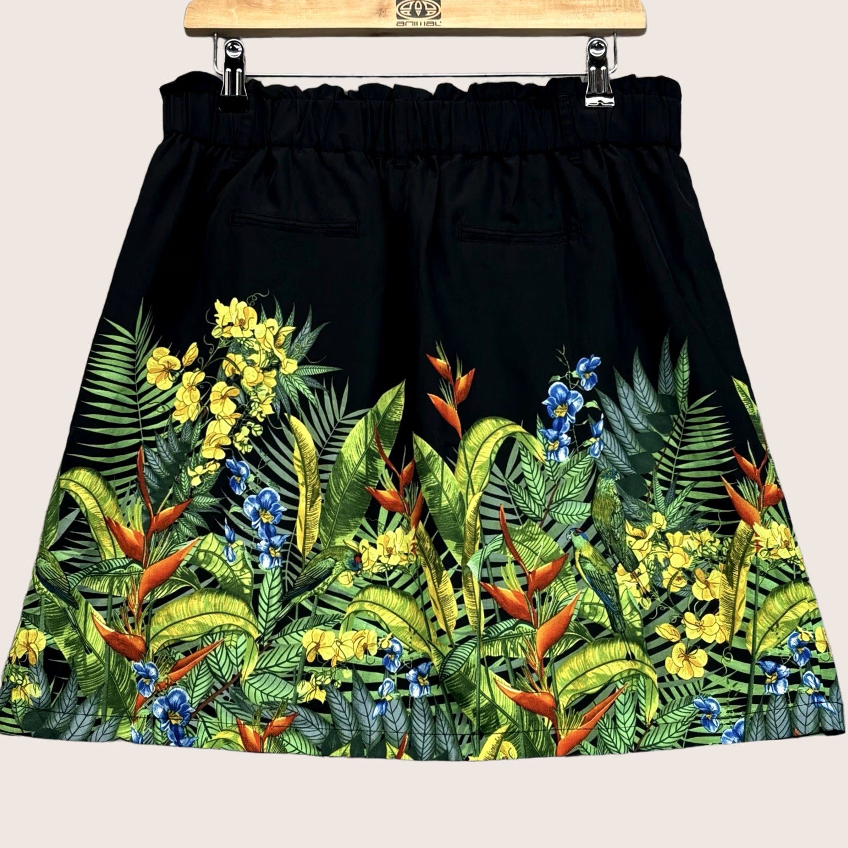 Vintage Oasis Midi Skirt UK16 tropical print Elastic Waist New With Tags Women Black / Multi Pattern Tropical A-Line Midi Skirt, 16, Regular) Size 38" / US 16 / IT 52 - 1 Thumbnail