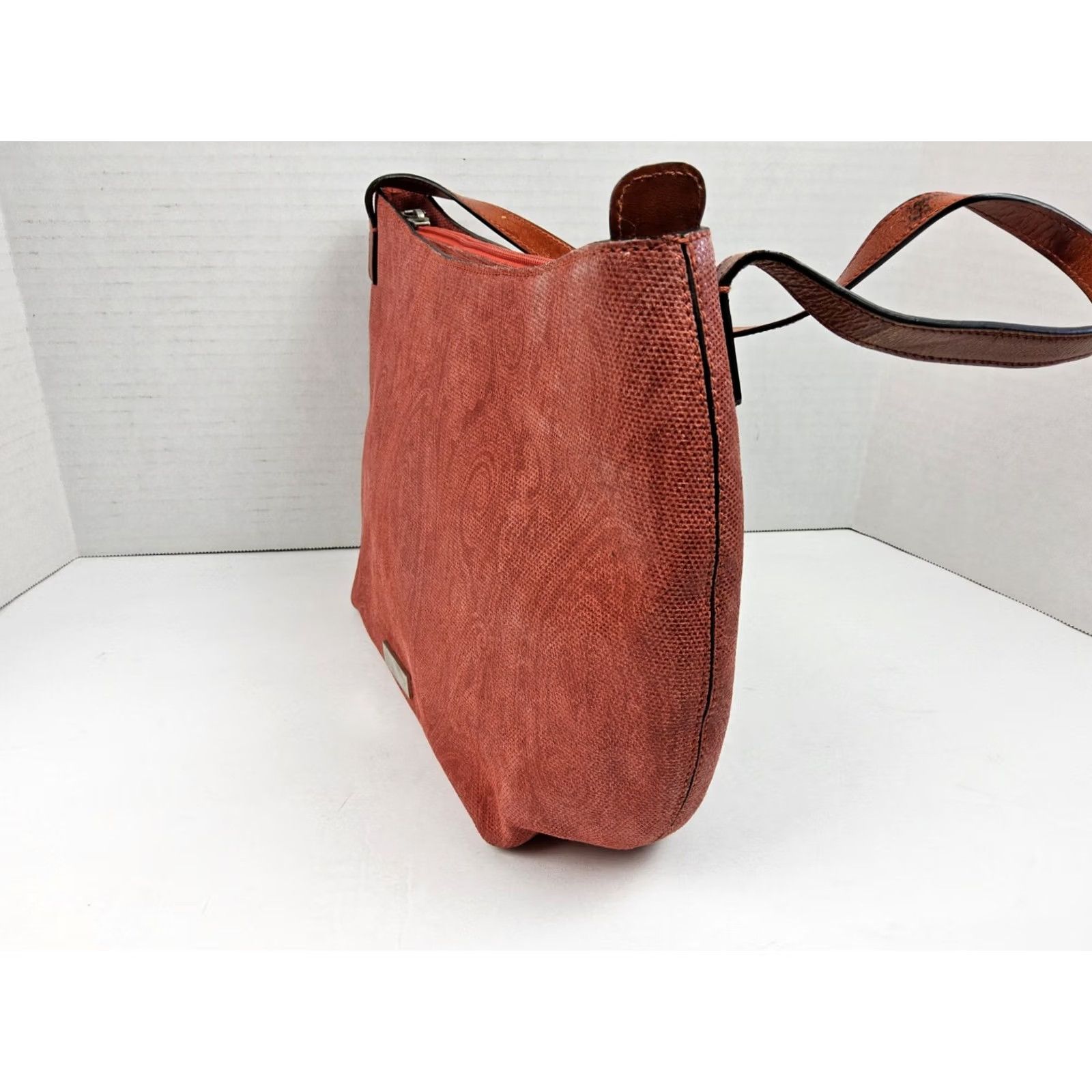Etro Etro Leather Red Shoulder Bag Purse Women's Leather Red Shoulder Bag ETRO Size ONE SIZE - 3 Thumbnail