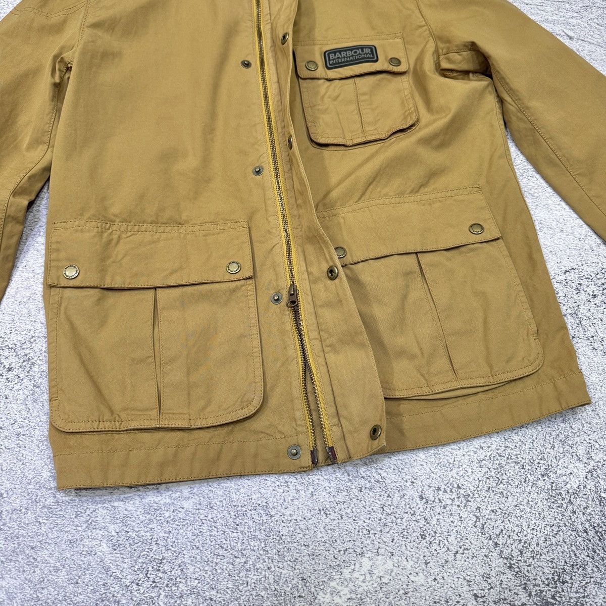 Barbour Barbour Intl Tourer Barwell Casual Jacket Desert M size Size US M / EU 48-50 / 2 - 12 Thumbnail