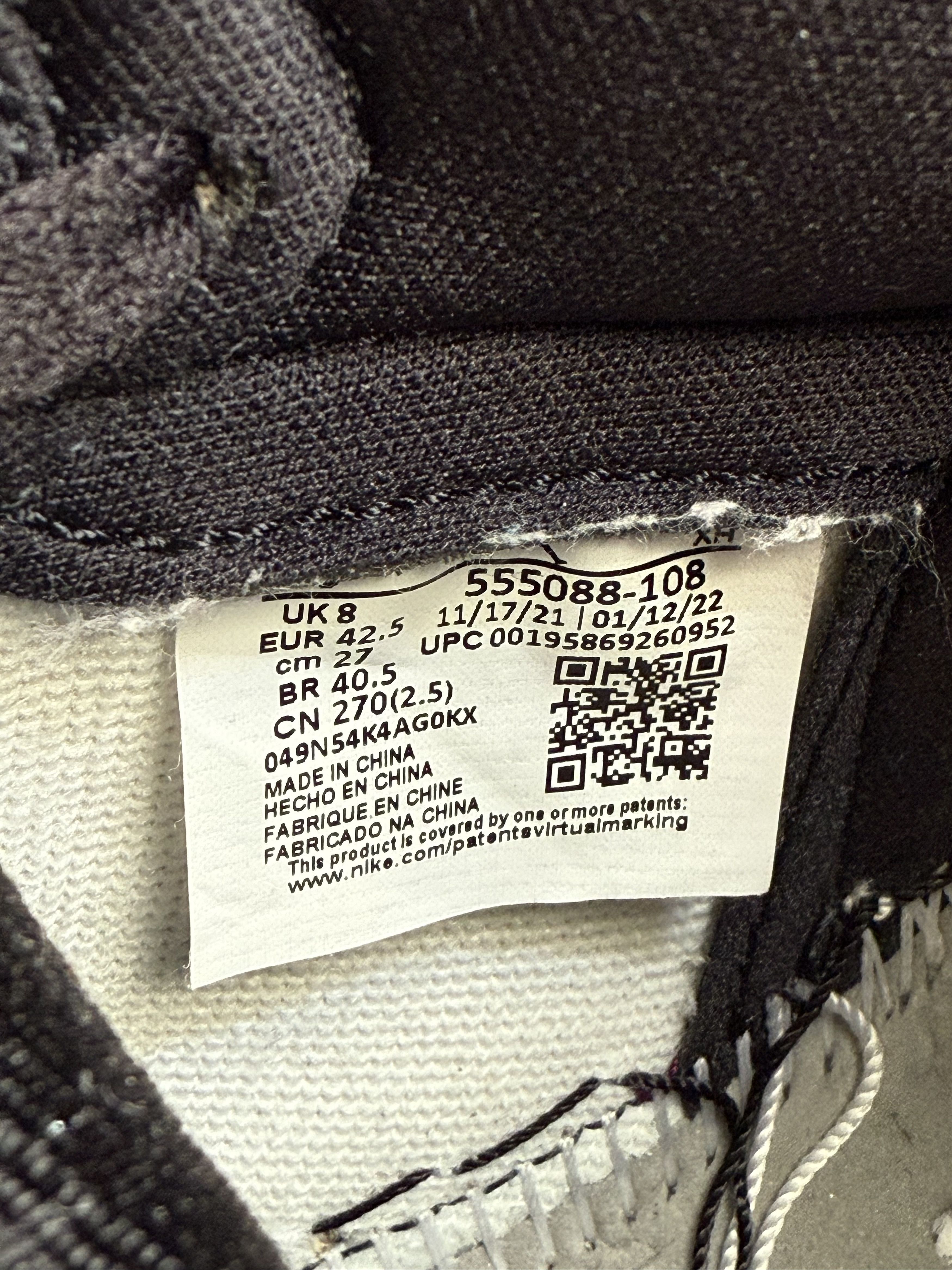 Nike *USED* Air Jordan 1 Retro High OG Stage Haze size 9 Size US 9 / EU 42 - 8 Thumbnail