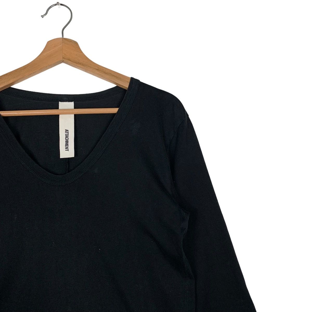 Attachment ATTACHMENT Black Plain V Neck Raglan Shirt #0342-C16 Size US M / EU 48-50 / 2 - 6 Thumbnail