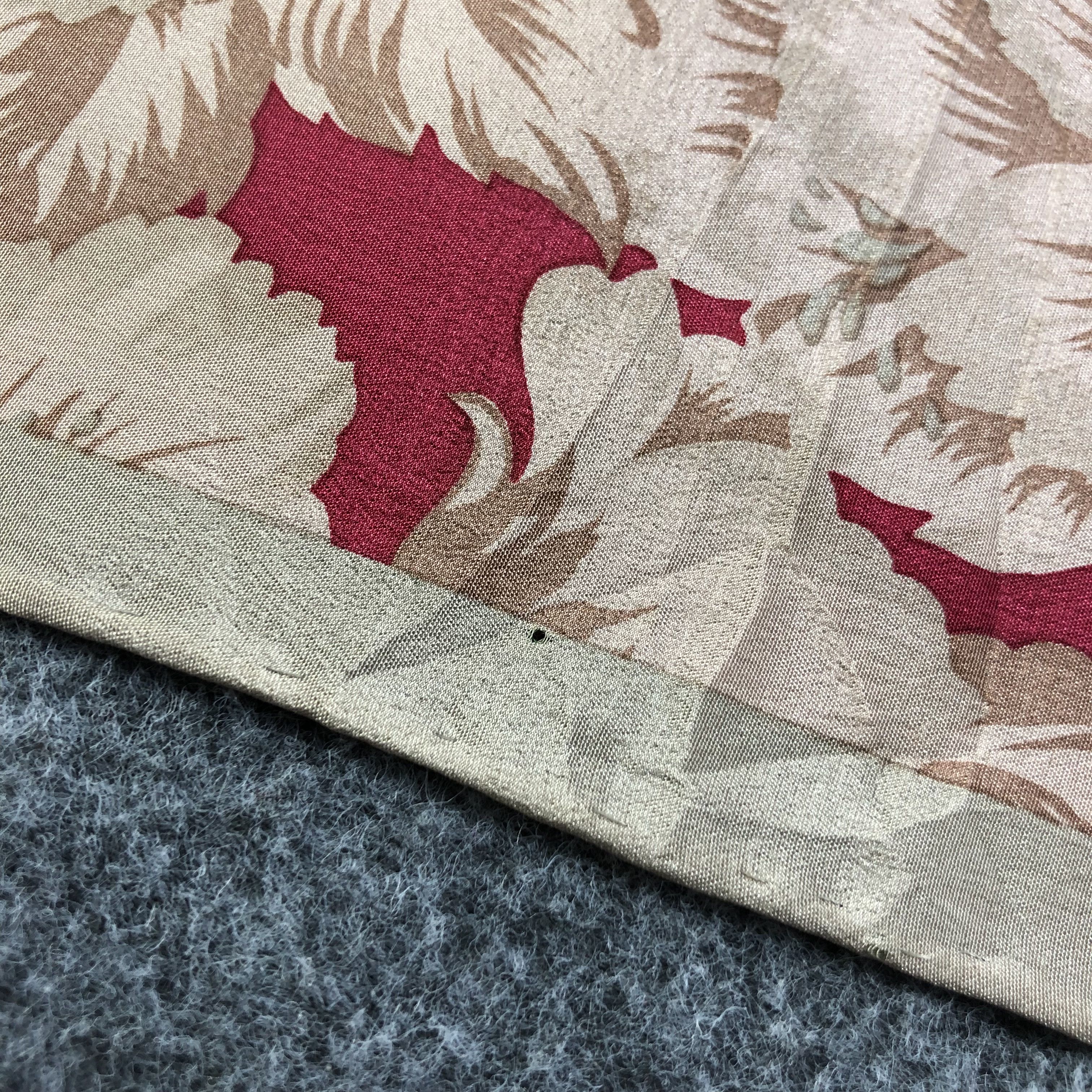 Emanuel Ungaro Vintage Emanuel Ungaro Silk Scarf M788 Size ONE SIZE - 5 Thumbnail
