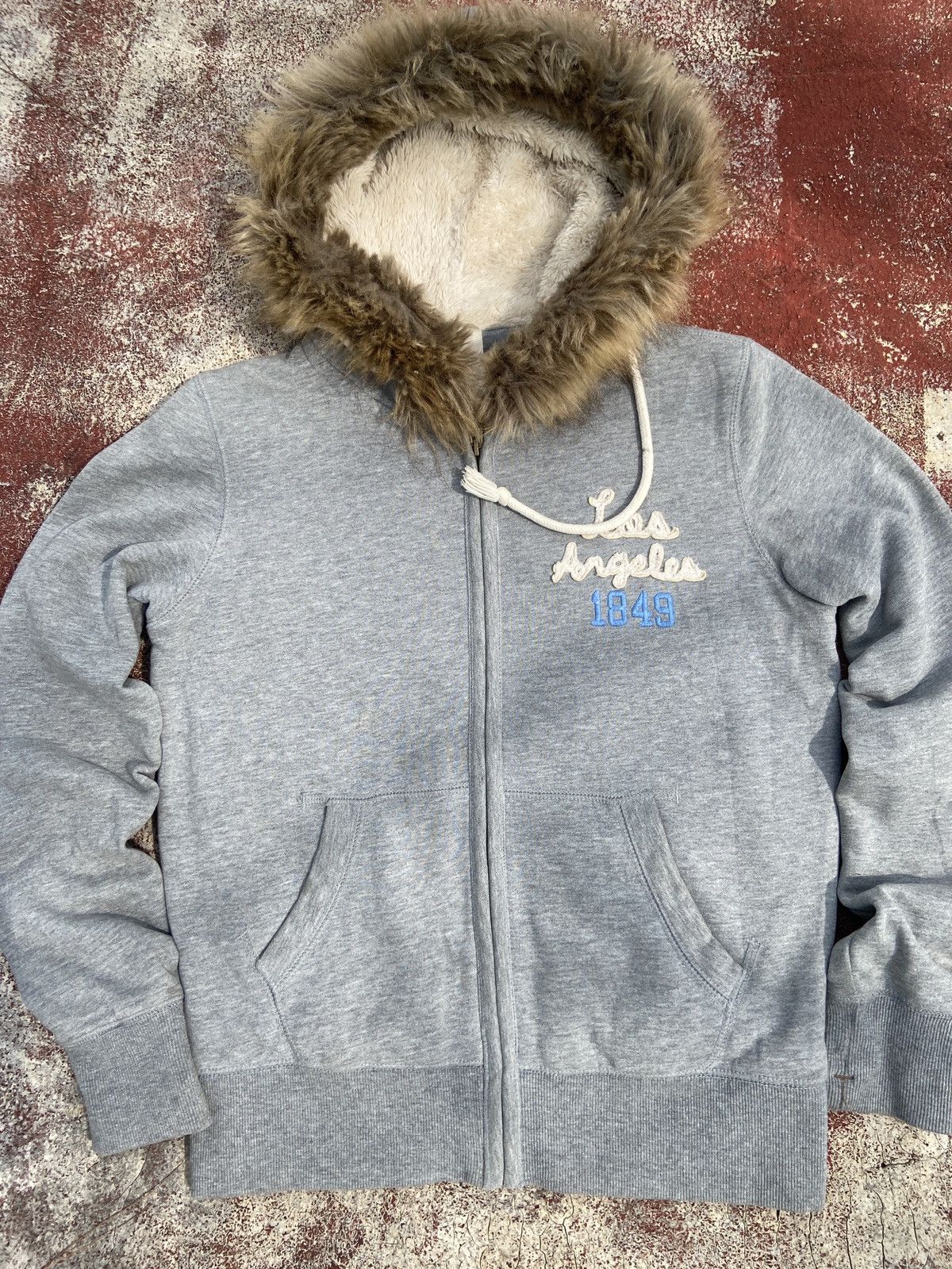 Who A.U. Vintage WHO A.U faux fur hoodie hysteric style Y2K Size US S / EU 44-46 / 1 - 1 Thumbnail