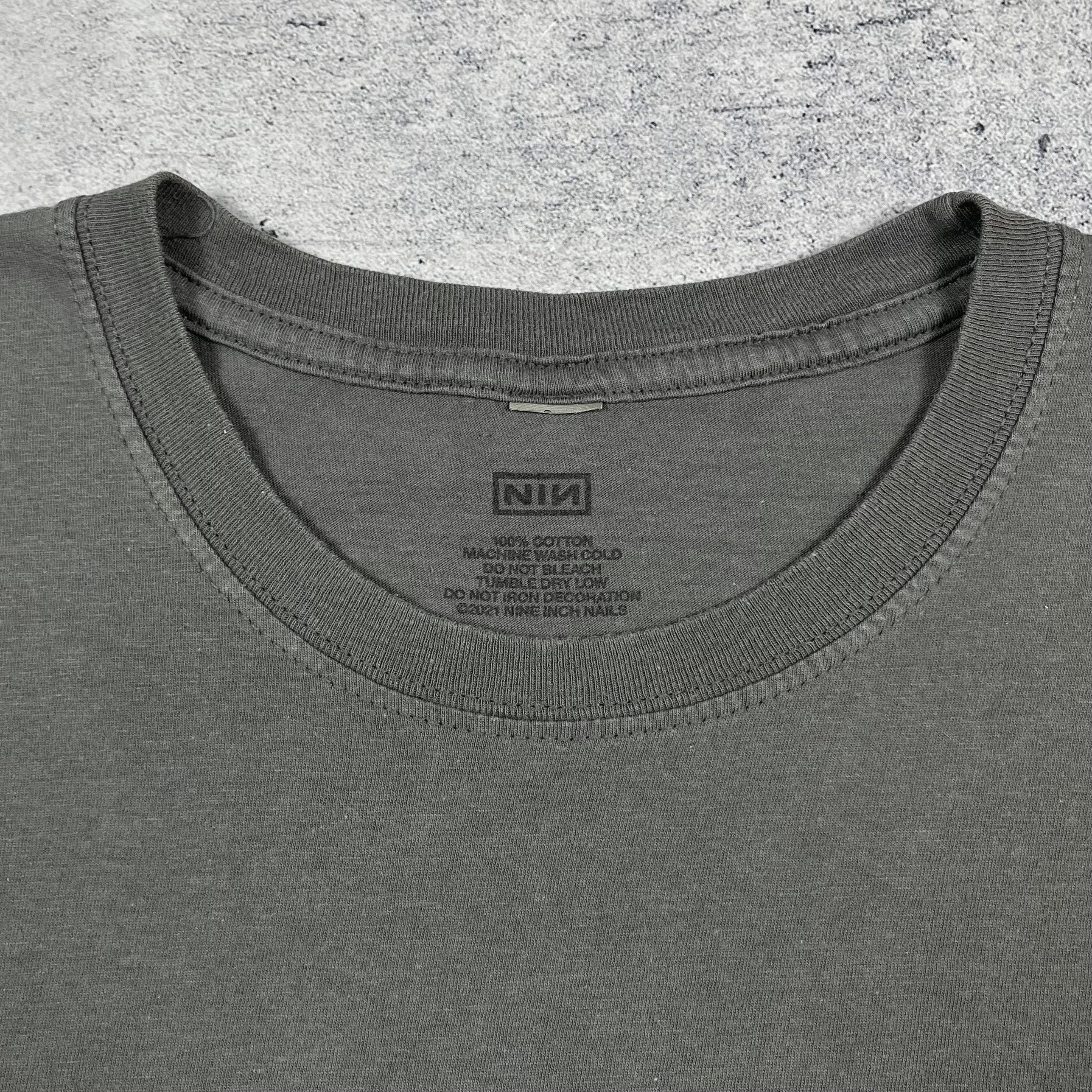Band Tees Vintage Nine Inch Nails NIN Rock Band T Shirt 00’s Size US M / EU 48-50 / 2 - 9 Thumbnail