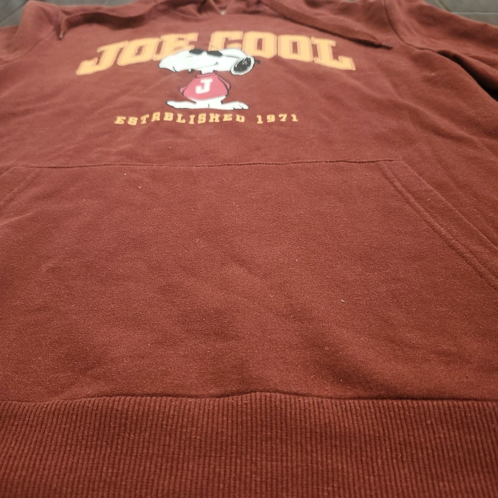 Peanuts Peanuts Snoopy Joe Cool Hoodie Mens Medium Maroon Pullover Cartoon Gift Ideas Socks? Size US M / EU 48-50 / 2 - 7 Thumbnail