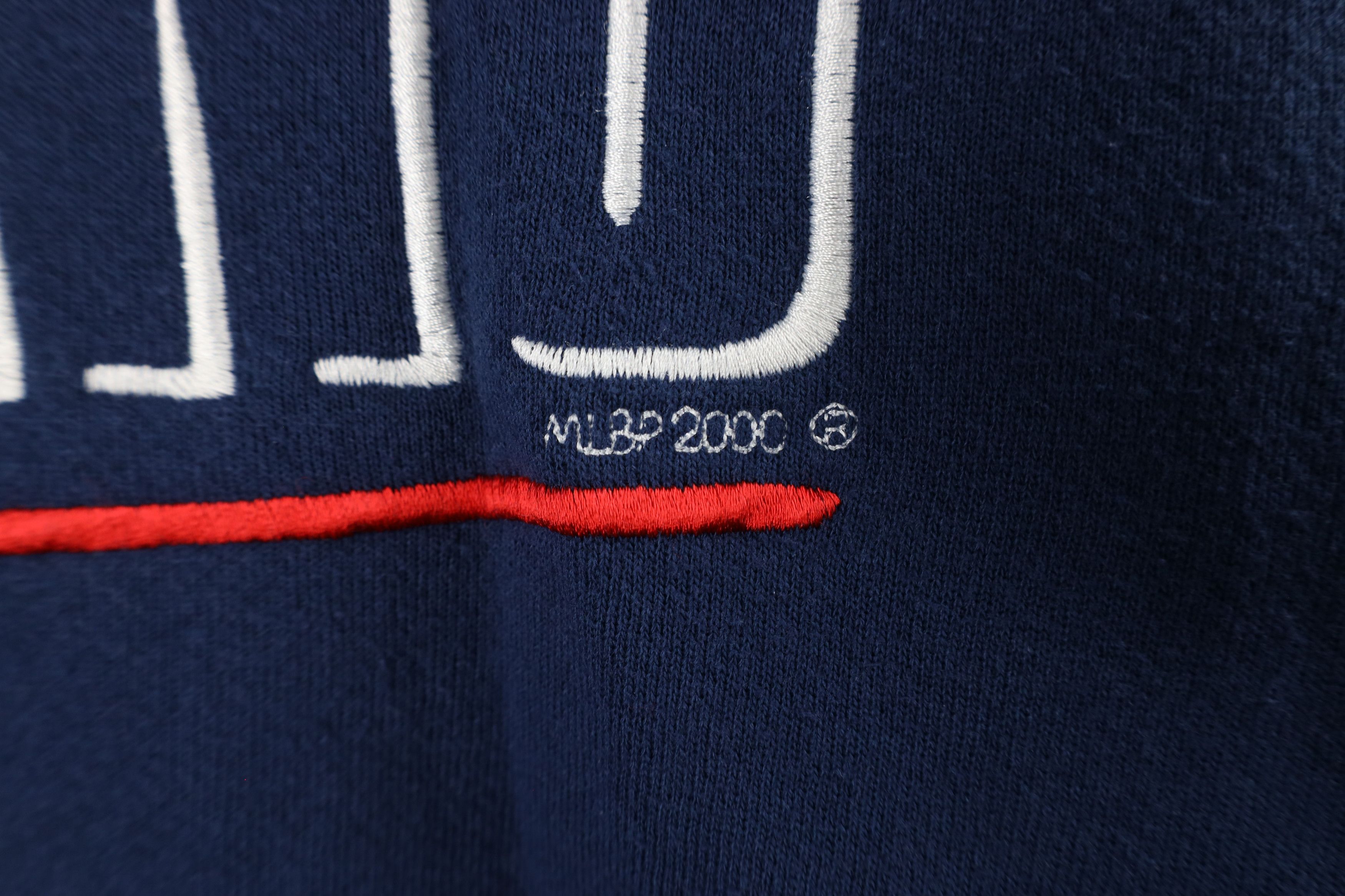 Vintage Vintage Y2K 2000 Chief Wahoo Cleveland Indians Sweatshirt Size ONE SIZE - 5 Thumbnail