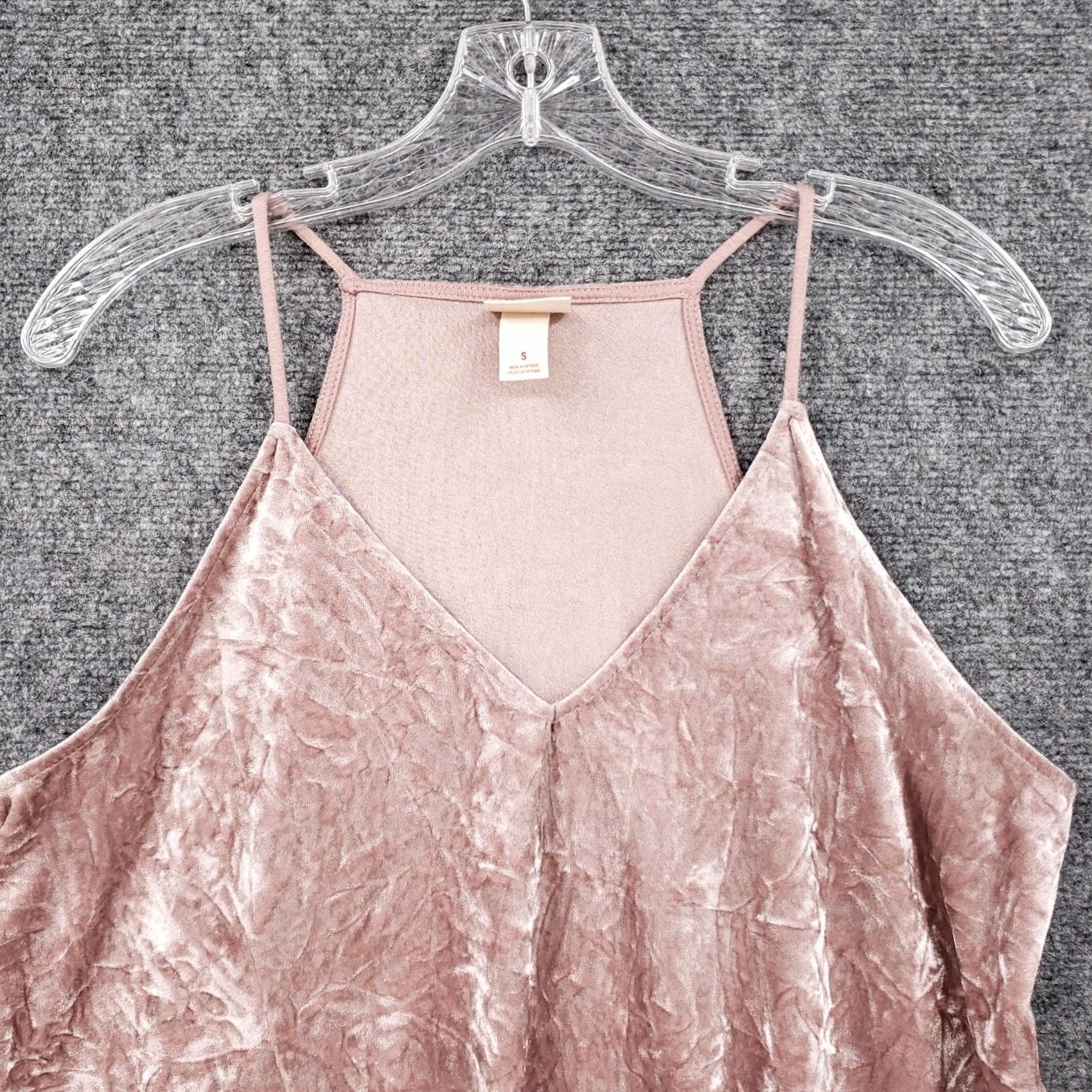 Mossimo Mossimo Tank Top Womens S Small Beige Velvet Slip V Neck Sleeveless Cami Y2K Size S / US 4 / IT 40 - 3 Thumbnail