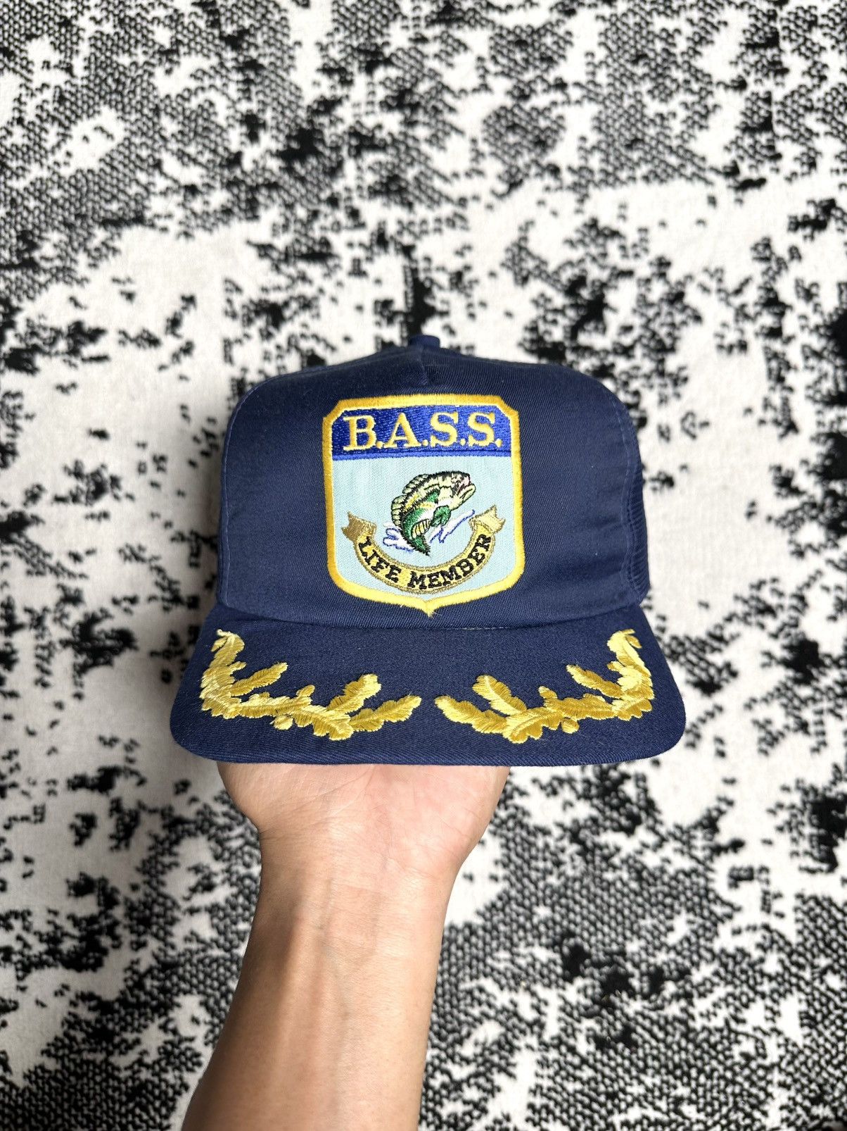 Vintage Vintage BASS Fish Trucker Hat Size ONE SIZE - 1 Thumbnail