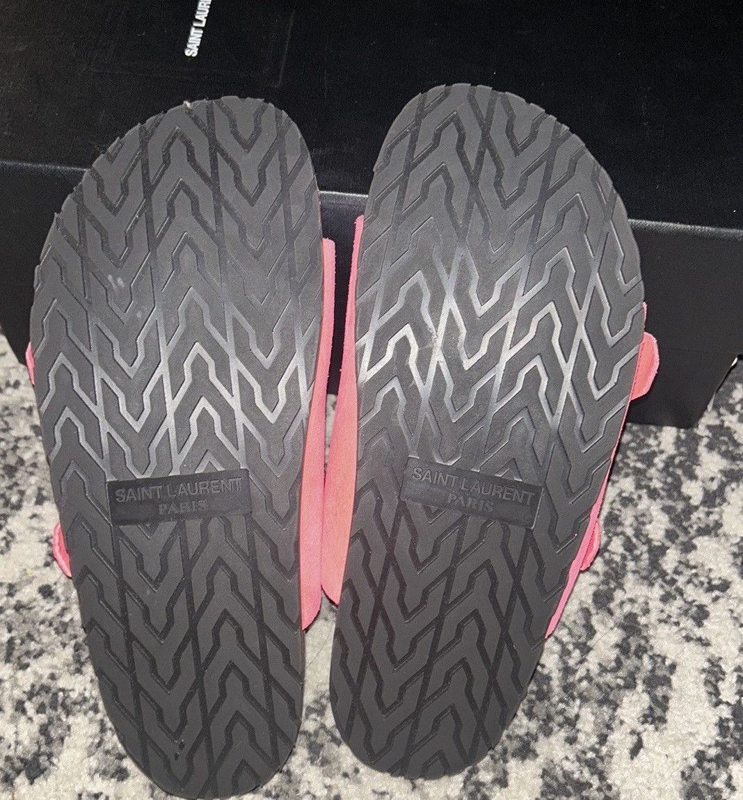 Saint Laurent Paris Saint Laurent Jimmy Buckle Flat Sandals in Suede size 36 Size US 6 / IT 36 - 6 Thumbnail