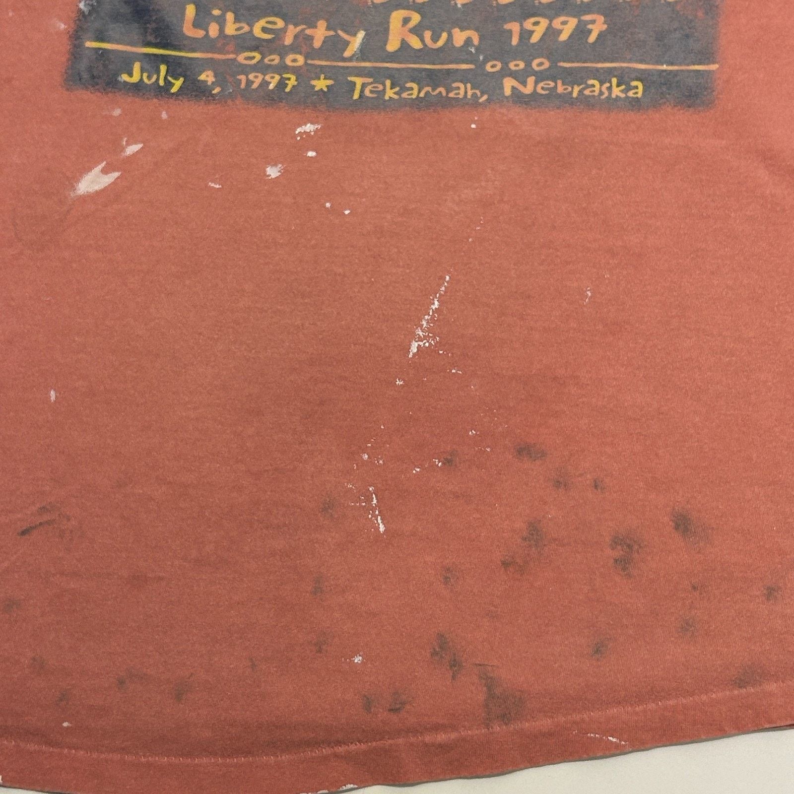 Anvil Vintage 90s Distressed Liberty Run T Shirt Tekamah X-Large Size US XL / EU 56 / 4 - 7 Thumbnail