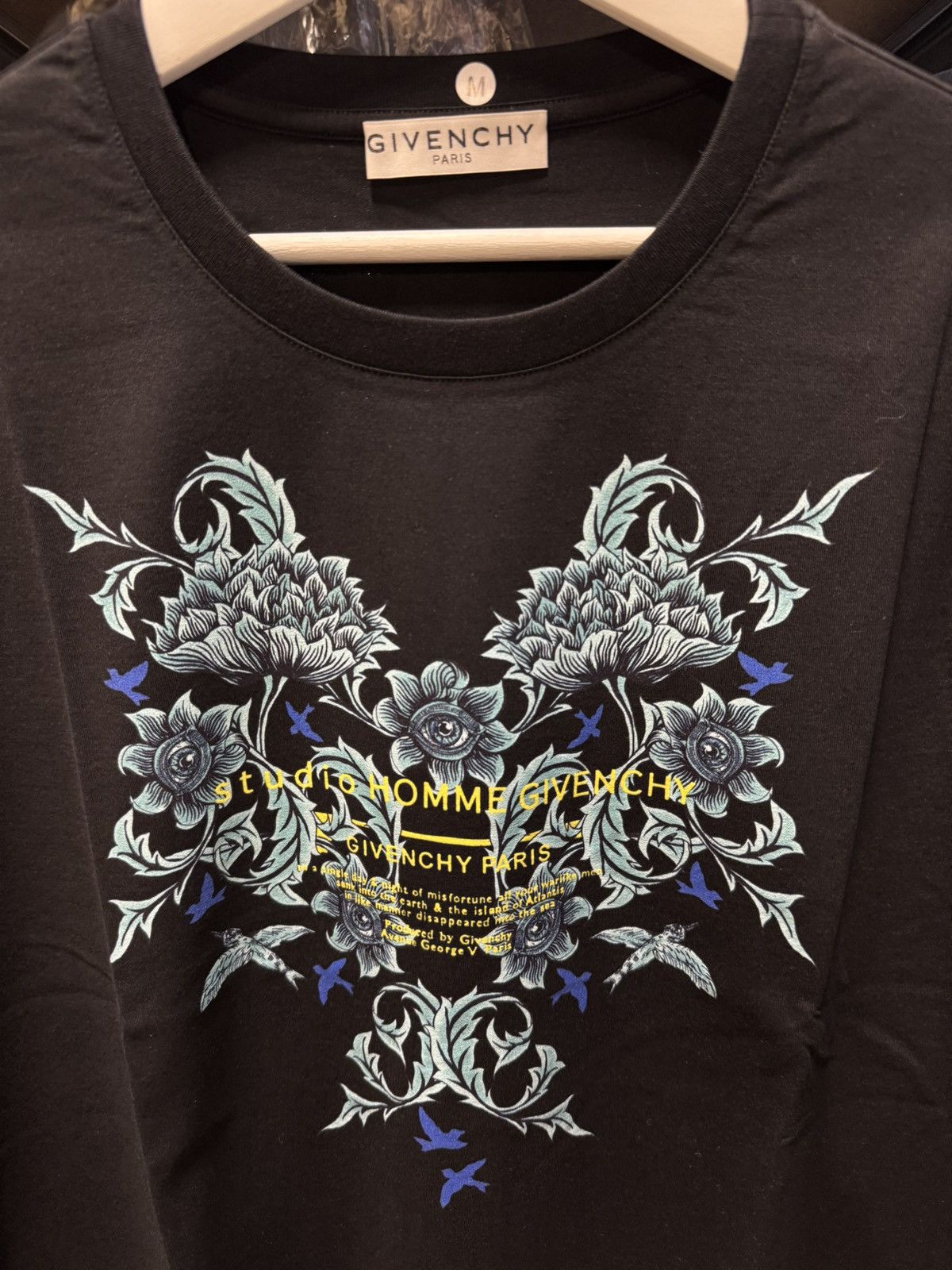 Givenchy Givenchy Logo T-Shirt NEW 650$ Size US M / EU 48-50 / 2 - 2 Thumbnail