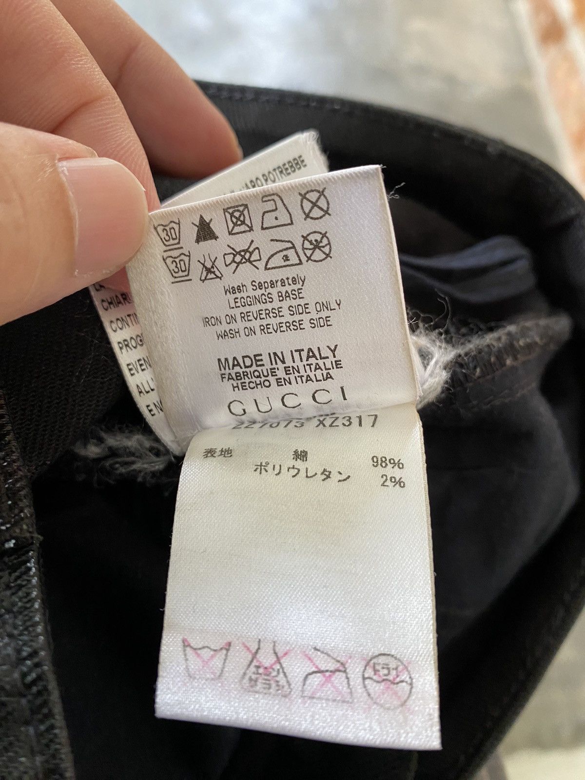 Gucci SS06 Gucci Wax Coated pants Size 28" / US 6 / IT 42 - 16 Thumbnail