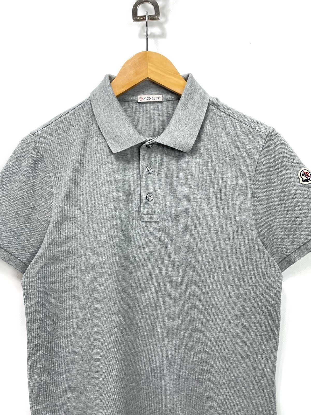 Moncler Moncler Maglia Polo Manica Corta Grey Logo T-Shirt – Size M Size US M / EU 48-50 / 2 - 8 Thumbnail