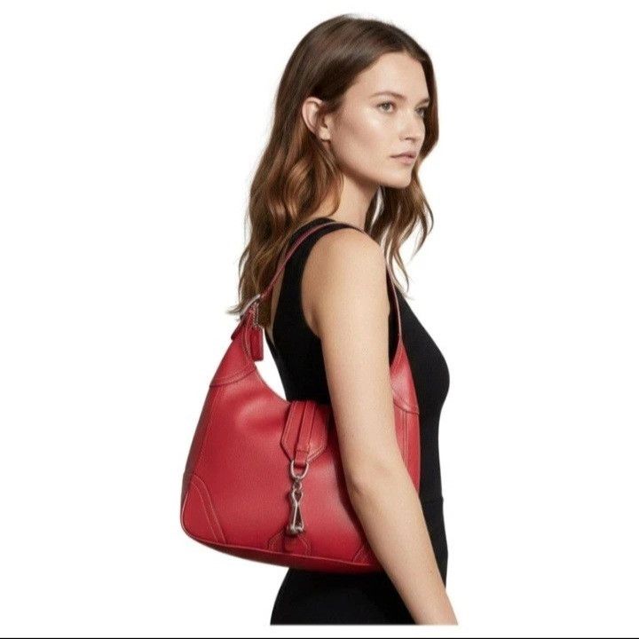 Coach Coach Vintage Y2K Red Leather Hamptons Hobo Bag Size ONE SIZE - 2 Thumbnail