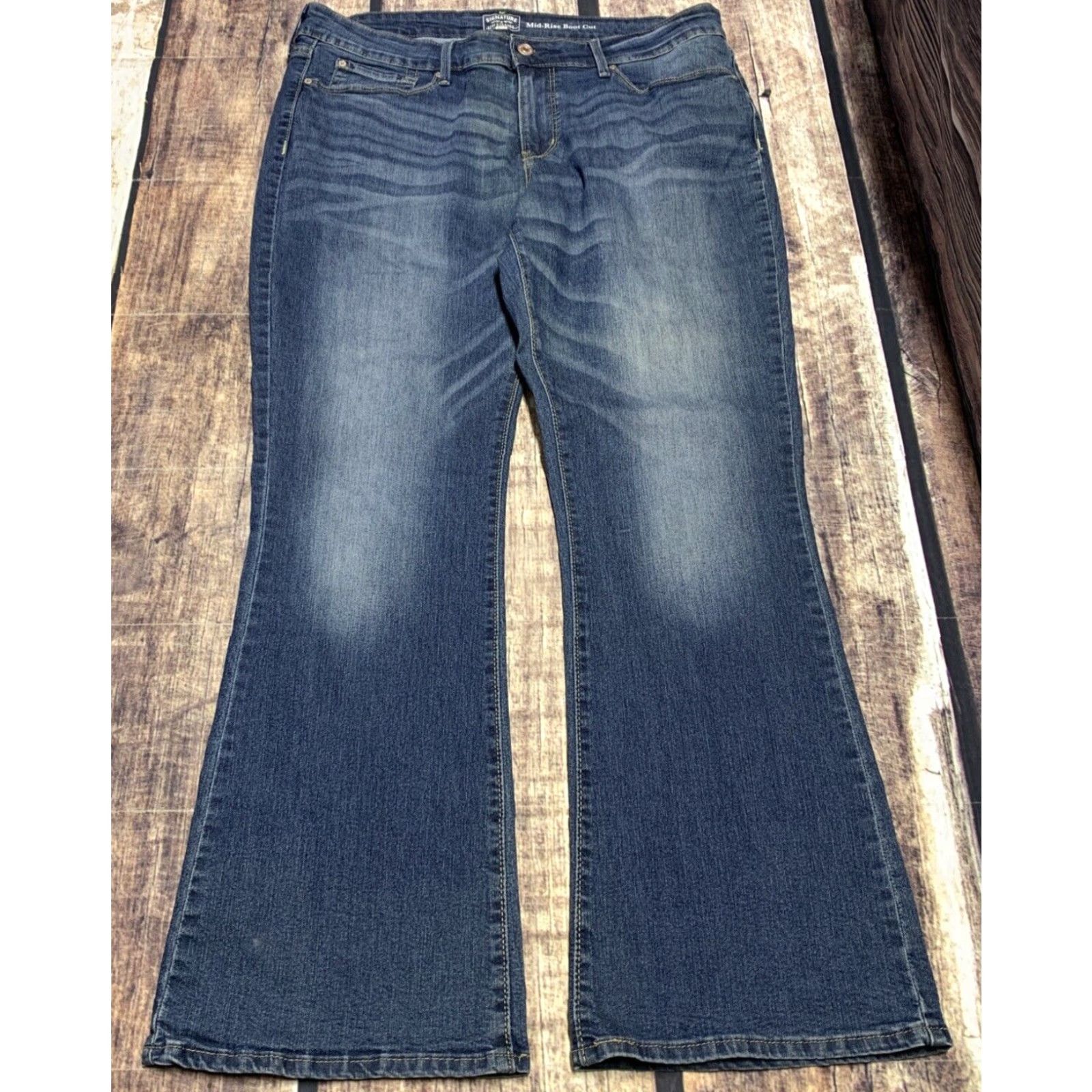 Levi's Levi's Signature Women's Blue Jeans Gold Mid Rise Bootcut 36 X 30 Size 36 Bootcut Womens jeans Blue Levi's Signature Mid Rise Bootcut 36x30 Size 25" / US 0 / IT 36 - 2 Thumbnail