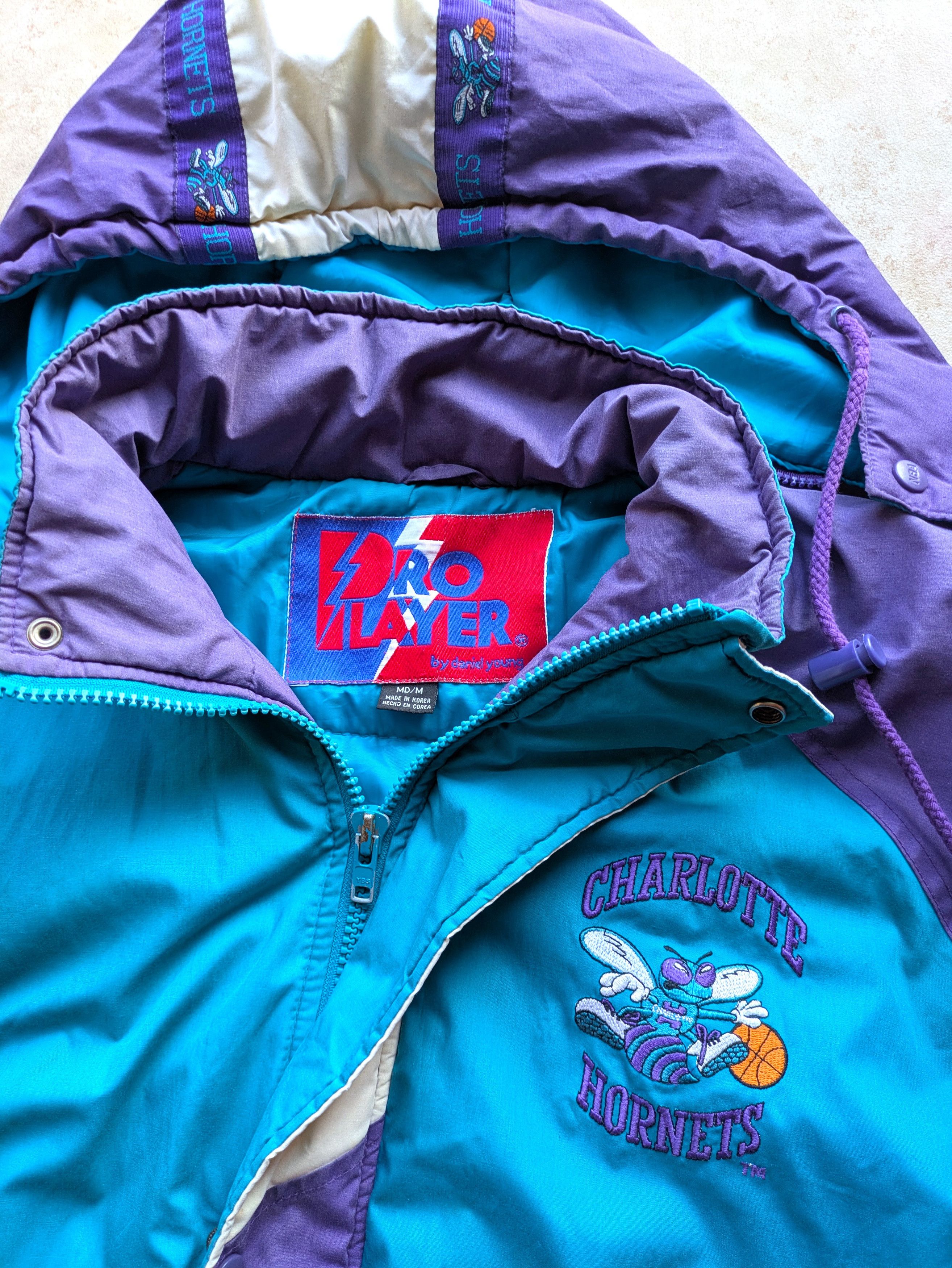 Starter Charlotte Hornets 90s PROPLAYER puffer M teal NBA vtg Size US M / EU 48-50 / 2 - 5 Thumbnail
