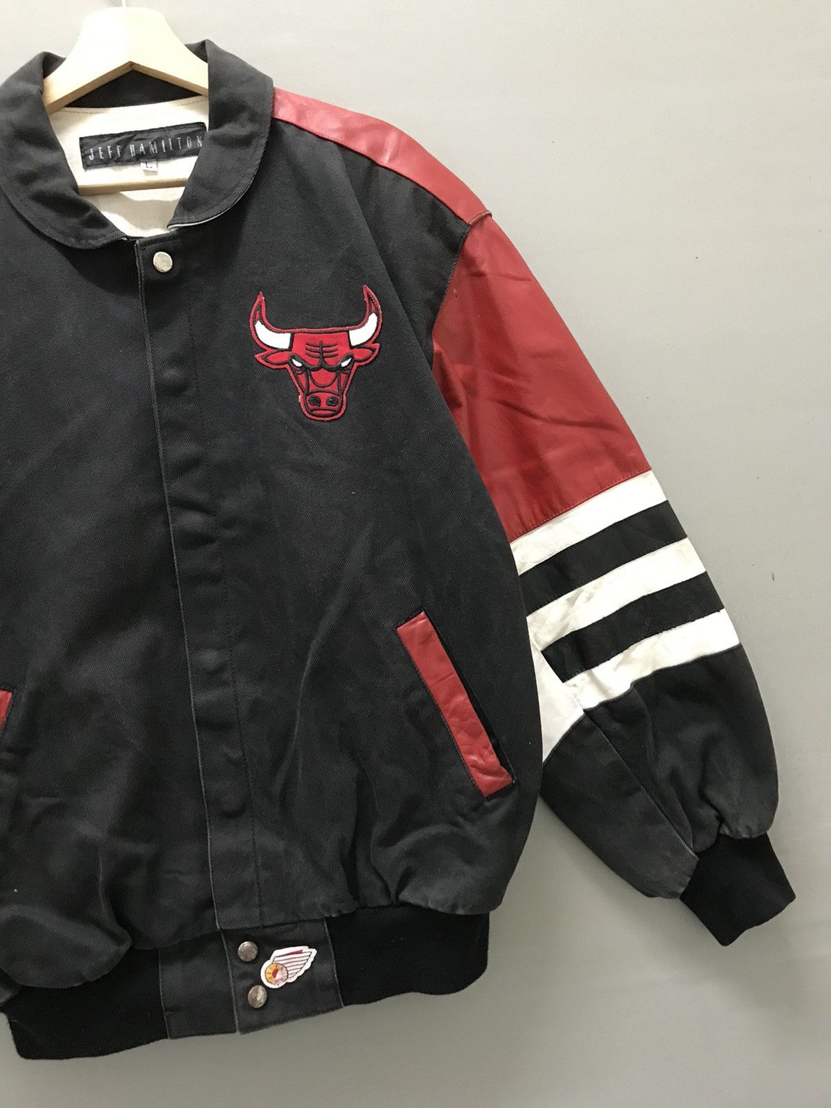 Jeff Hamilton × NBA × Vintage Vintage 90s Jeff Hamilton Chicago Bulls NBA Jacket Size US L / EU 52-54 / 3 - 6 Thumbnail