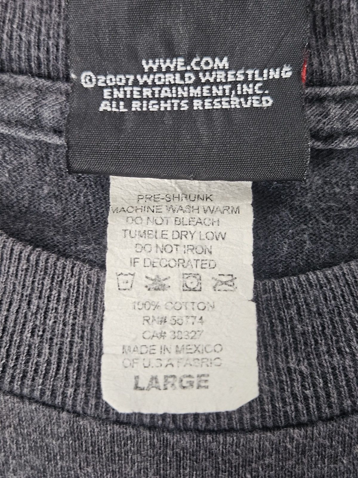 WWE Vintage WWF WWE The Undertaker Original Deadman tee shirt Size US L / EU 52-54 / 3 - 6 Thumbnail