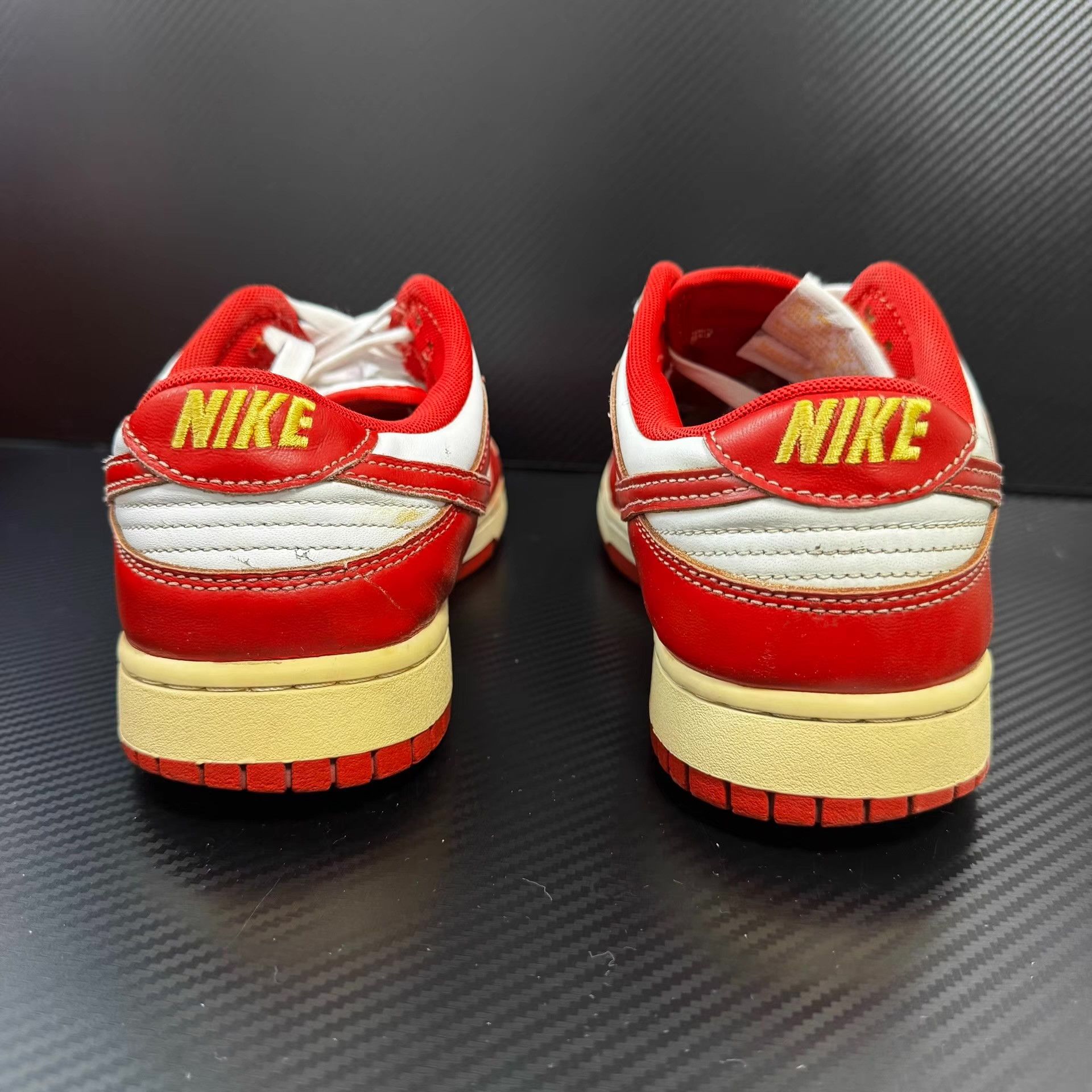 Nike Nike Dunk Low PRM Team Red Q11 Size US 9 / EU 42 - 3 Thumbnail