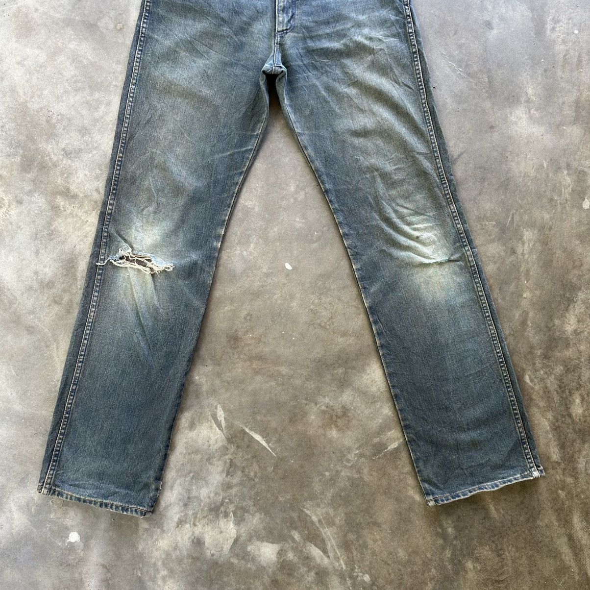 Japanese Brand Vintage Wrangler Rusty USA Distressed Denim Jean Pant W32 Size US 32 / EU 48 - 2 Thumbnail