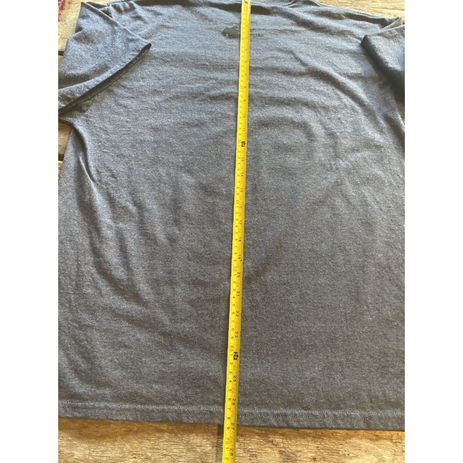 Gildan Mens Large Green Mountain District Music Festival Shirt 2015 Gray L Size US L / EU 52-54 / 3 - 7 Thumbnail