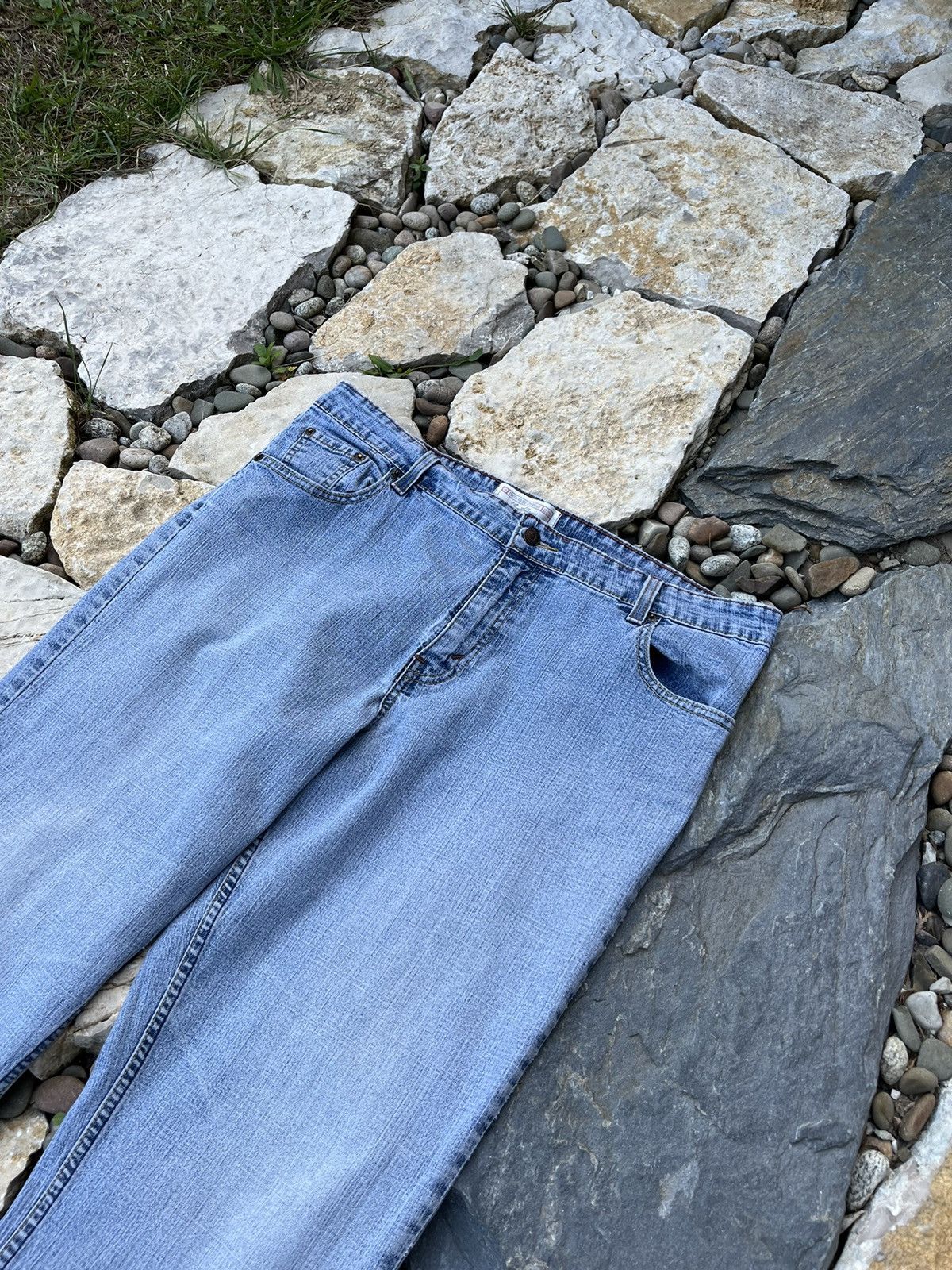 Levi's × Vintage Vintage Levis levi strauss signature y2k jeans bootcut pants Size US 34 / EU 50 - 6 Thumbnail