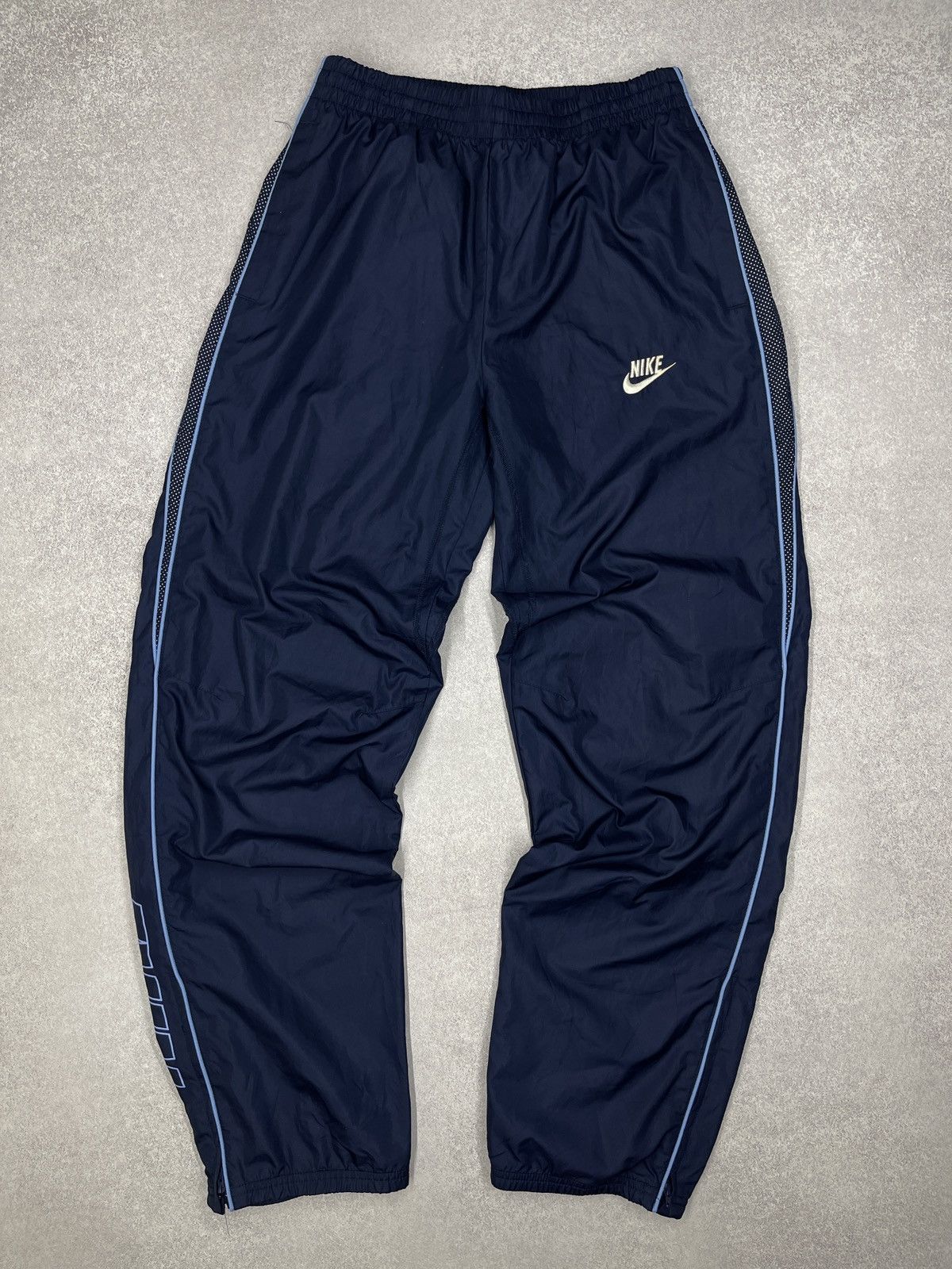 Nike Vintage Nike Nylon Sweatpants Navy Drill Y2K ACG TECH Size S Size US 30 / EU 46 - 3 Thumbnail