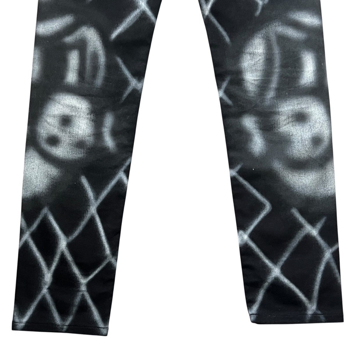 Chito × Givenchy GIVENCHY 2022ss CHITO Spray Graffiti Dog Print Pants Size US 31 - 13 Thumbnail