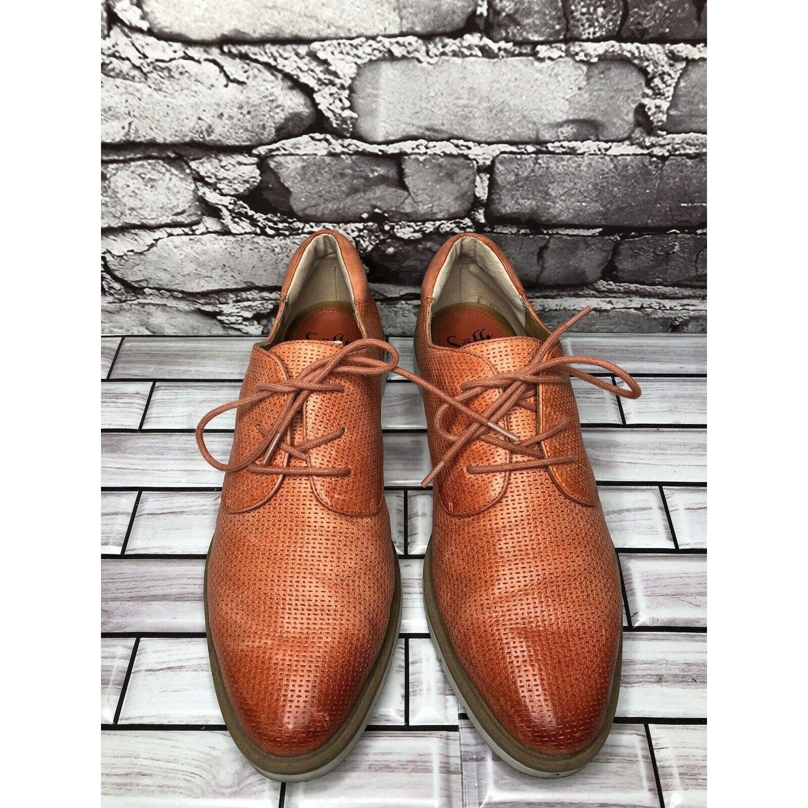 Other Sofft Coral Leather Perforated Oxfords Lace Up Casual Shoes Size US 10 / IT 40 - 16 Thumbnail