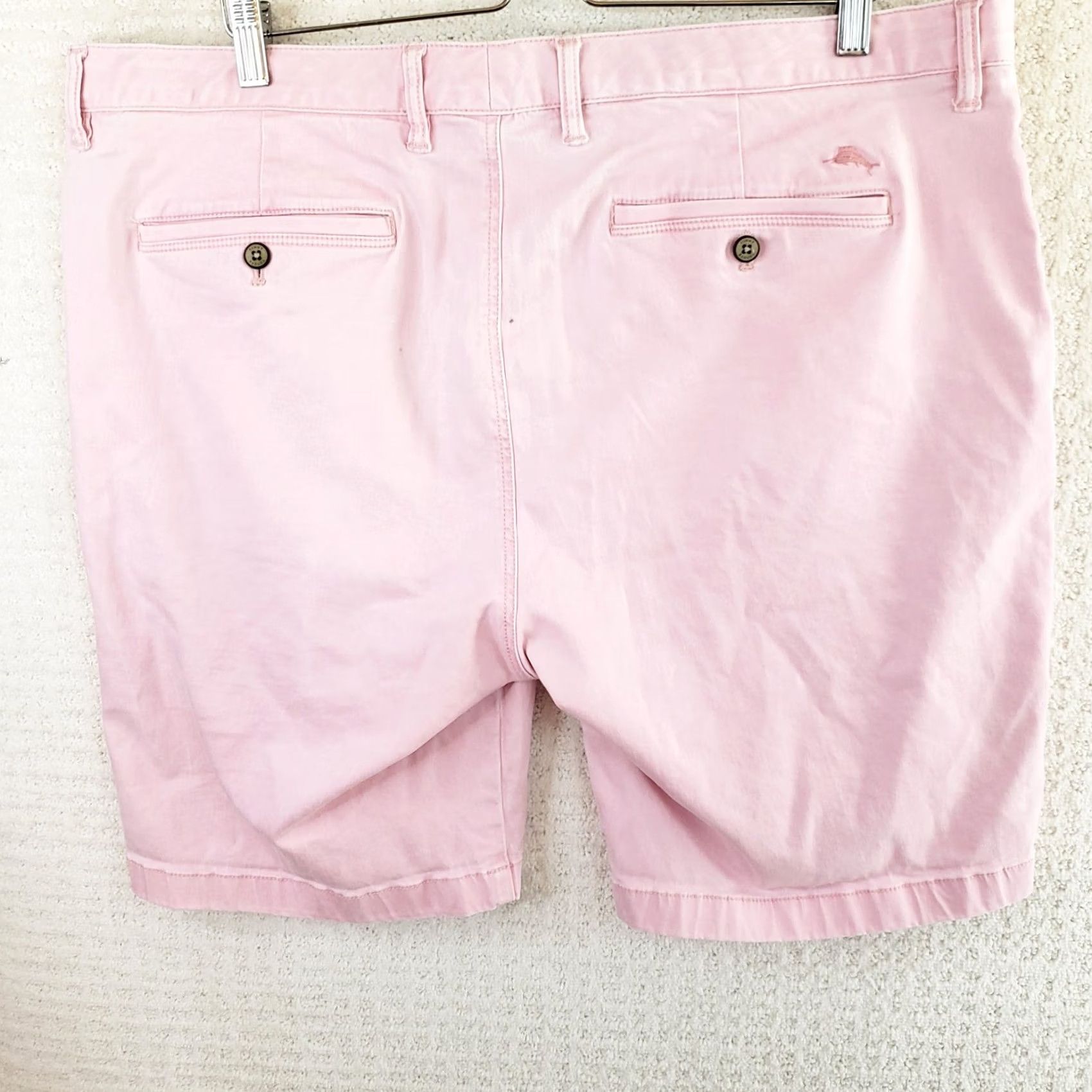 Tommy Bahama VINTAGE Tommy Bahama Shorts Mens 40 Pink Stretch Chino Flat Front Cotton Lyocell Spandex Casual Mens 40 Pink Size US 40 / EU 56 - 5 Thumbnail