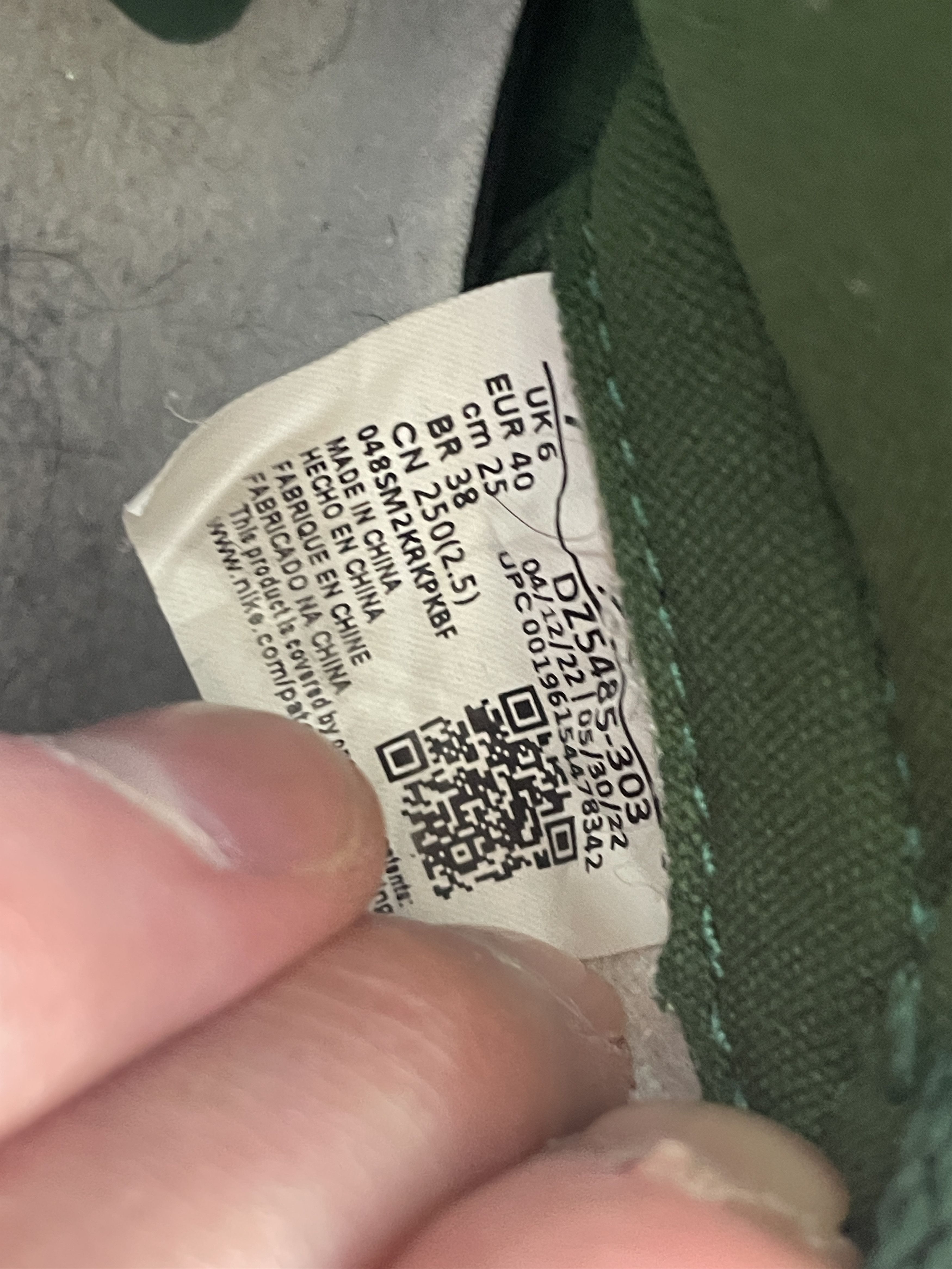 Jordan Brand × Nike AIR JORDAN 1 GEORGE GREEN HIGHTOP SNEAKERS Size US 7 / EU 40 - 3 Thumbnail