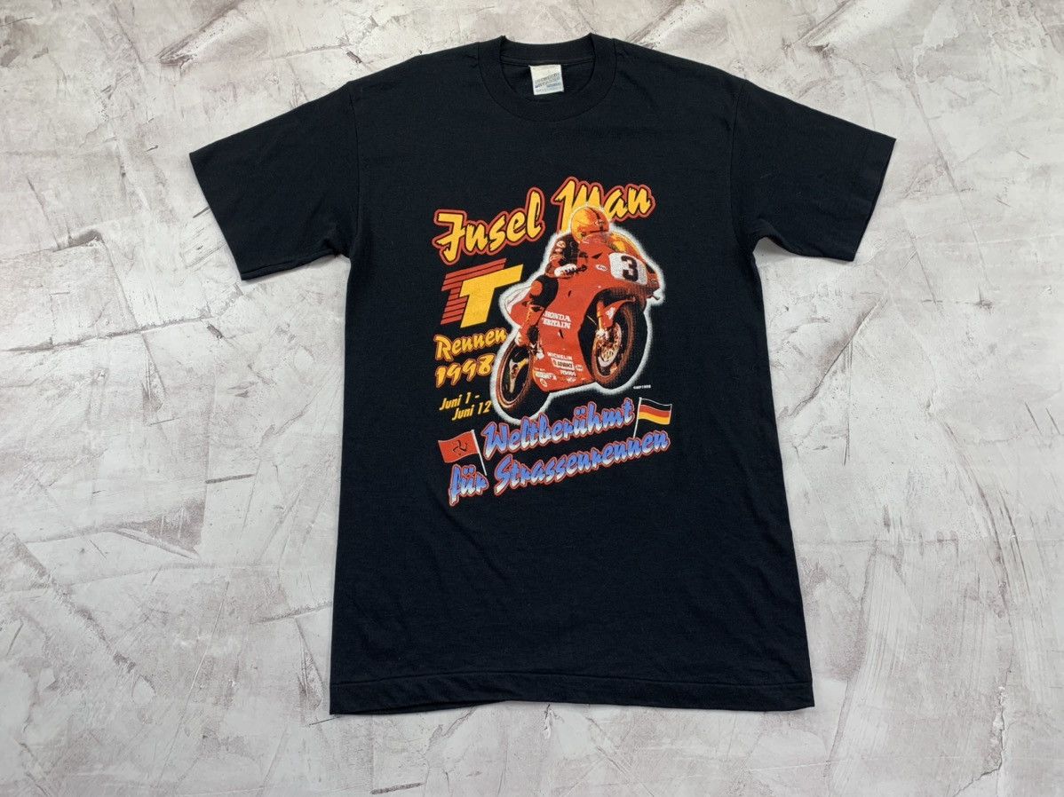 Vintage Mens vintage t shirt Isle Of Man 1998 Size M Size US M / EU 48-50 / 2 - 1 Thumbnail