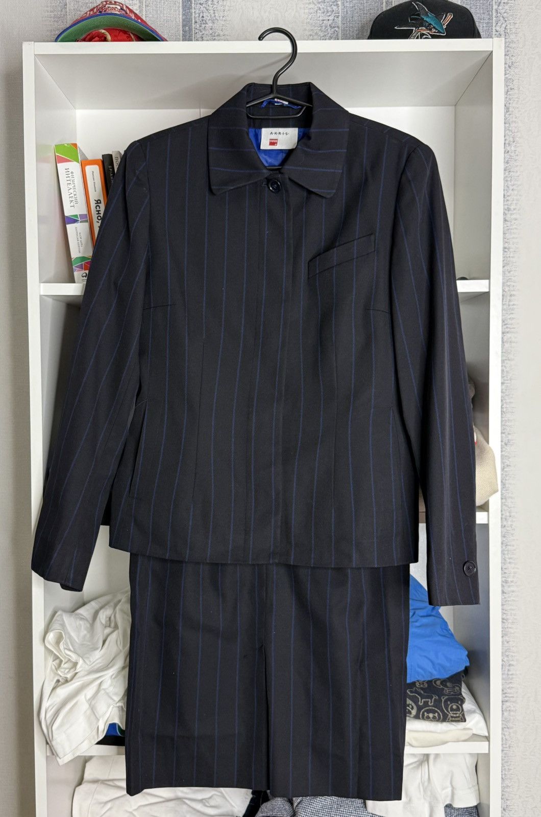 Akris Akris Swiss made Stripped classics suit blazer+skirt set Size XS / US 0-2 / IT 36-38 - 1 Thumbnail