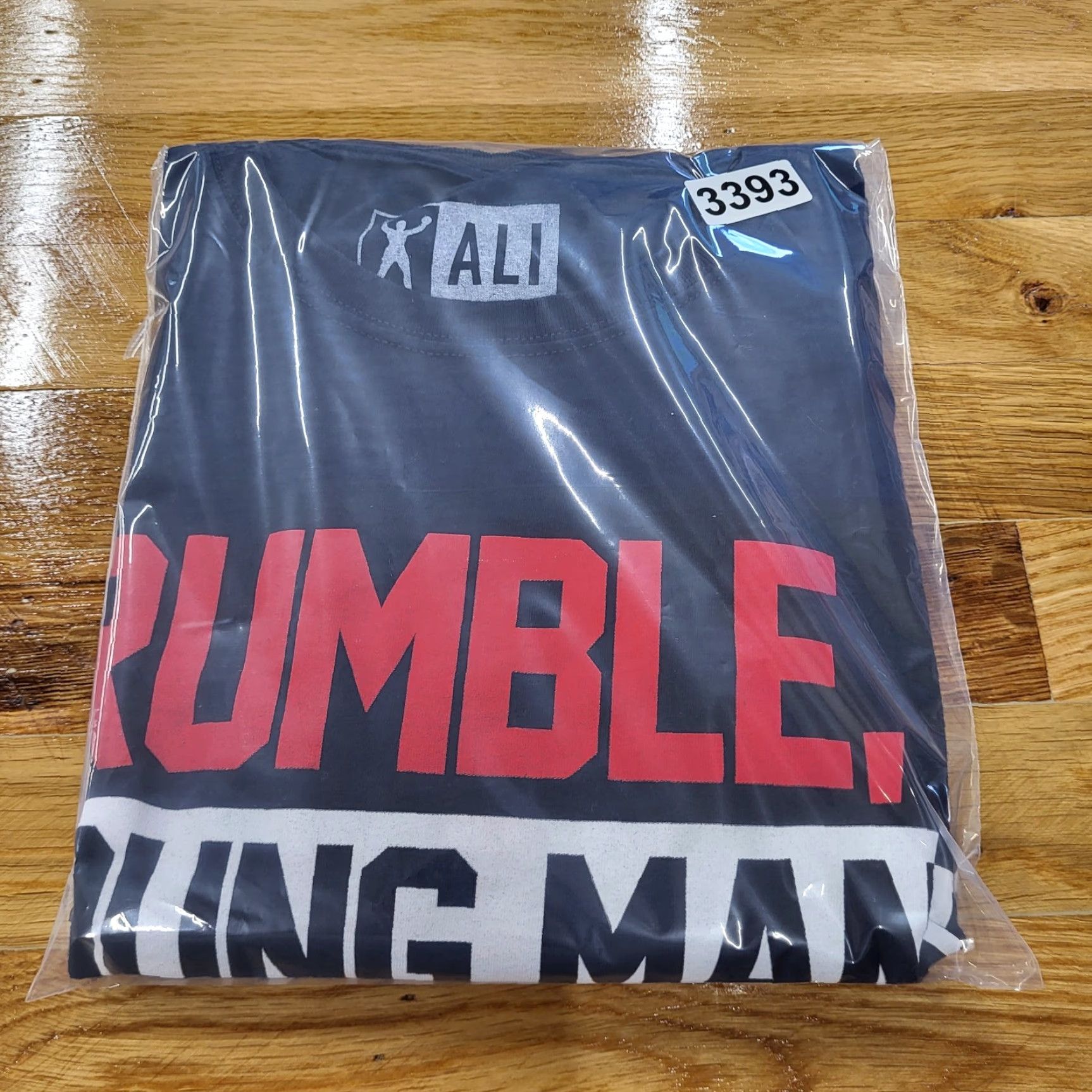 Vintage Muhammed Ali T-Shirt Men’s 2XL Navy Blue Boxing Rumble Young Man Rumble Logo Short Sleeve Cotton Crew Neck Men's Shirt Ali Size US XXL / EU 58 / 5 - 8 Thumbnail
