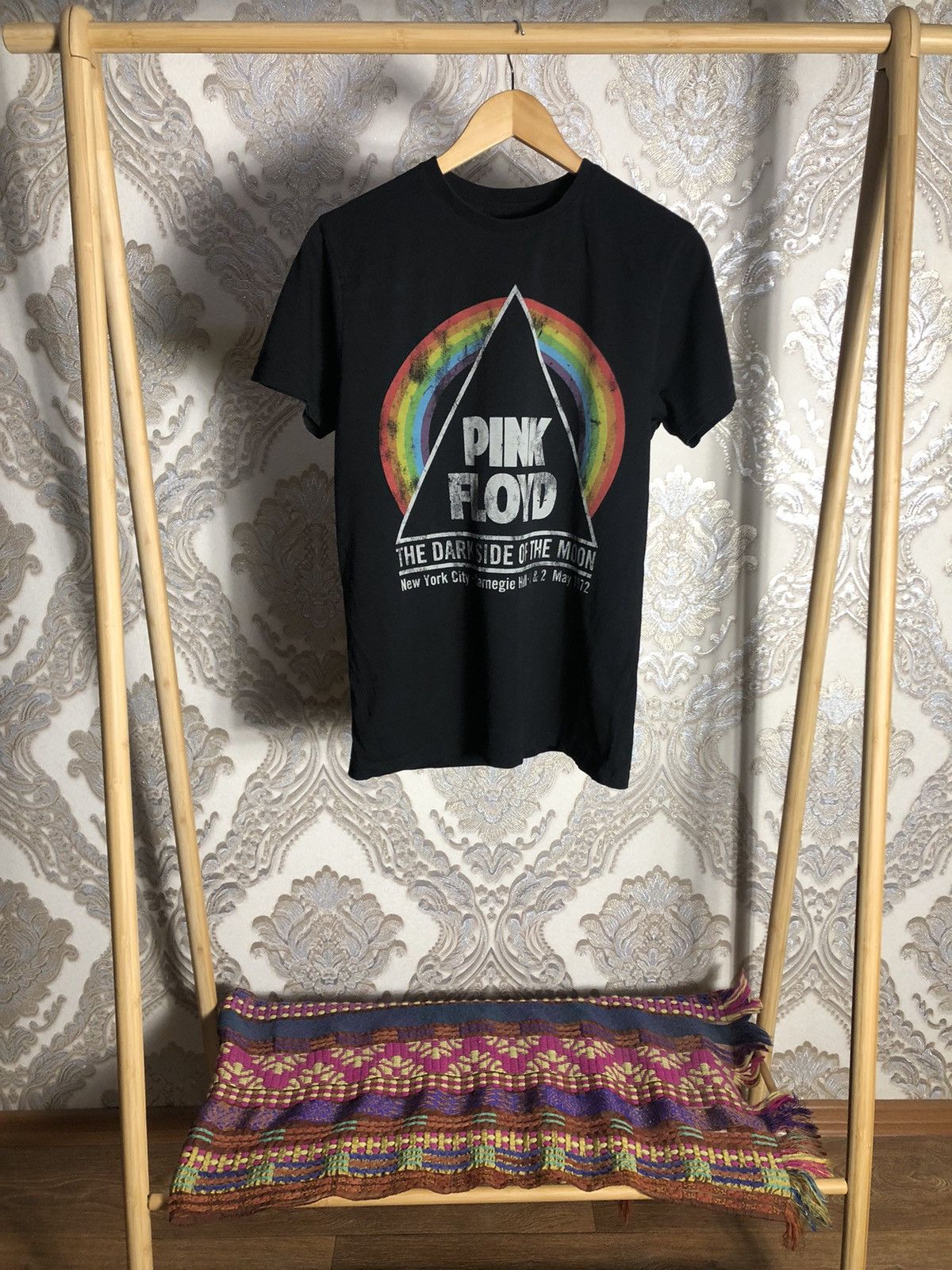 Band Tees VERY RARE PINK FLOYD WORLD TOUR ROCK T-SHIRT RETRO Y2K 90s Size US M / EU 48-50 / 2 - 1 Thumbnail