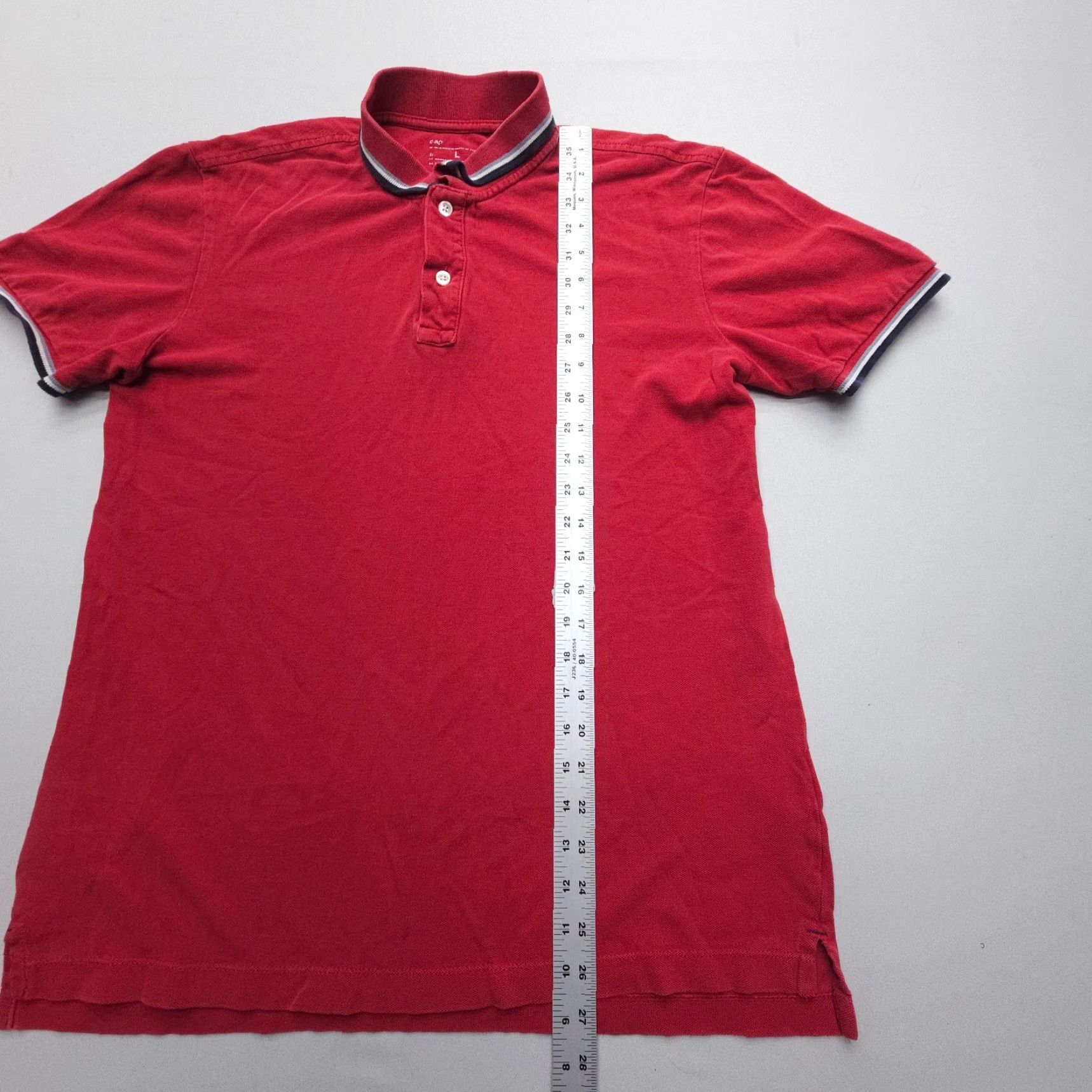 Gap VINTAGE Gap Polo Shirt Mens L Red Slim Muscle Fit 2000s Preppy Knit Polo Shirt Button Collar Casual Size US L / EU 52-54 / 3 - 6 Thumbnail